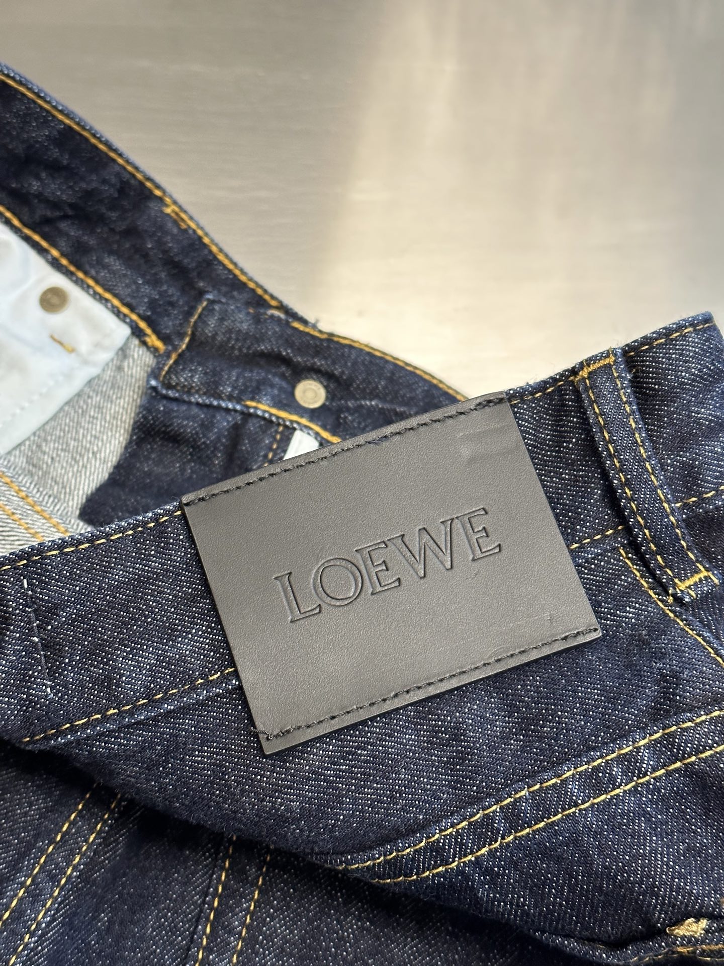 LOEWE Anagram Barrel Jeans (S359Y11XCQ-5380）