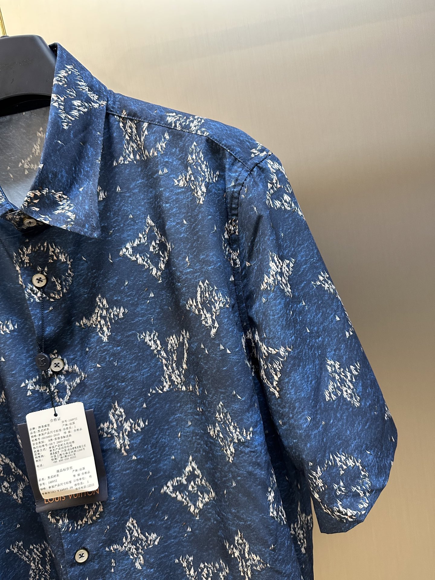 Louis Vuitton Monogram Print Short Sleeve Shirt（1AHVU1）
