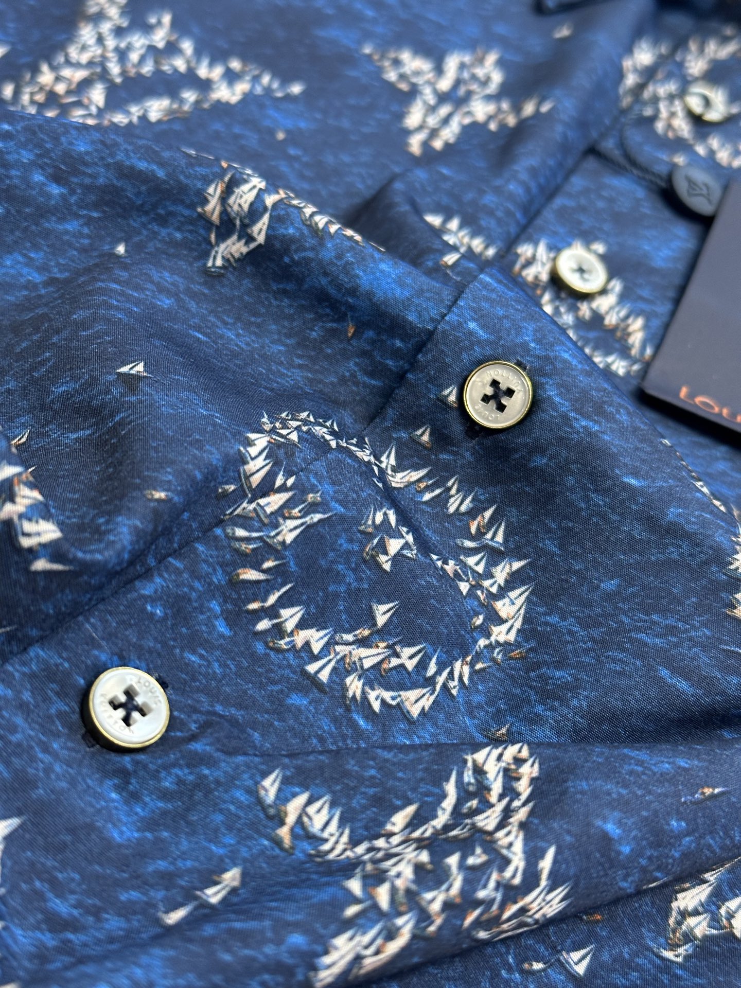 Louis Vuitton Monogram Print Short Sleeve Shirt（1AHVU1）