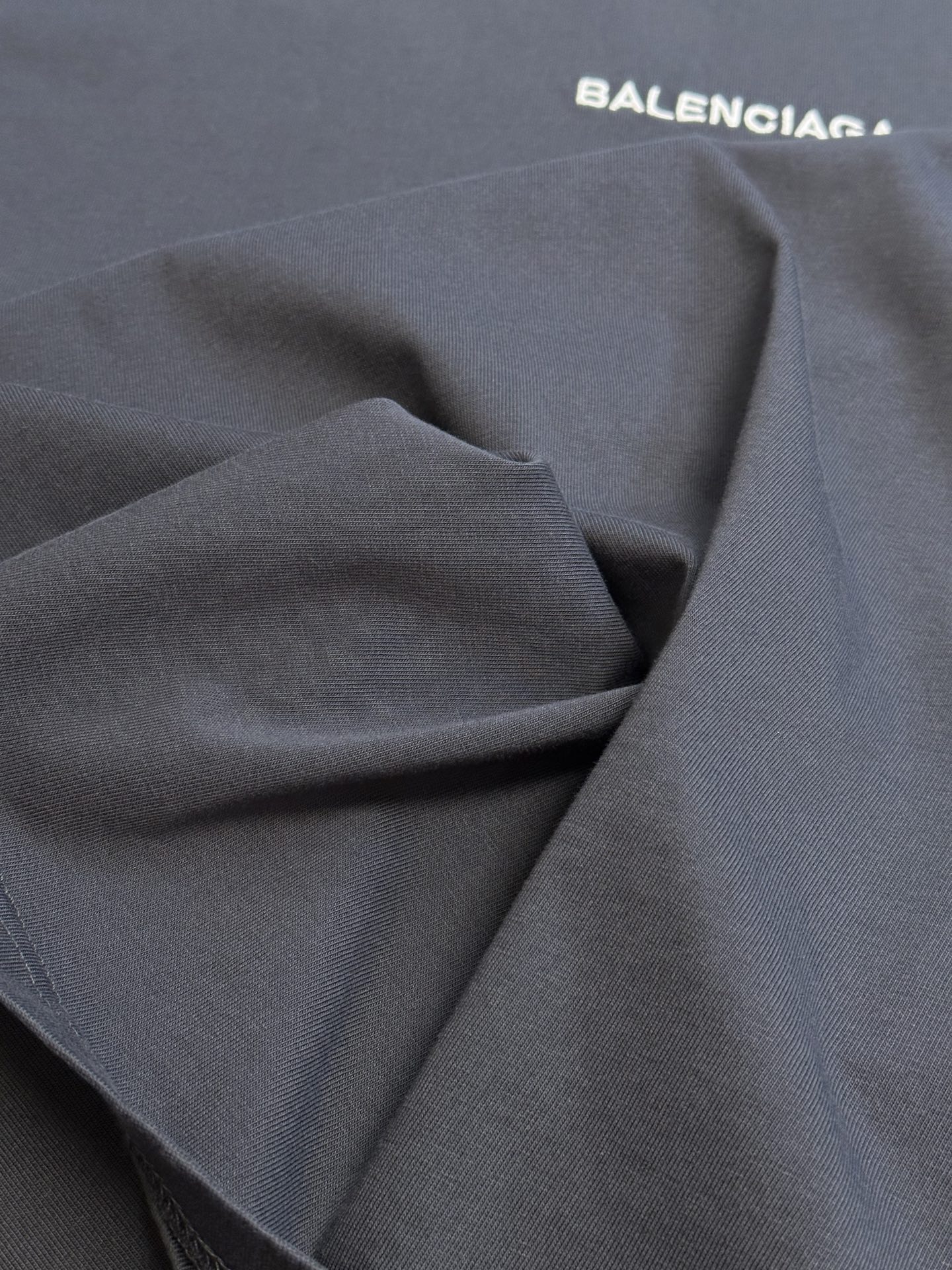 BALENCIAGA Slate Cotton Oversize T-Shirt（831305TSVH41041）