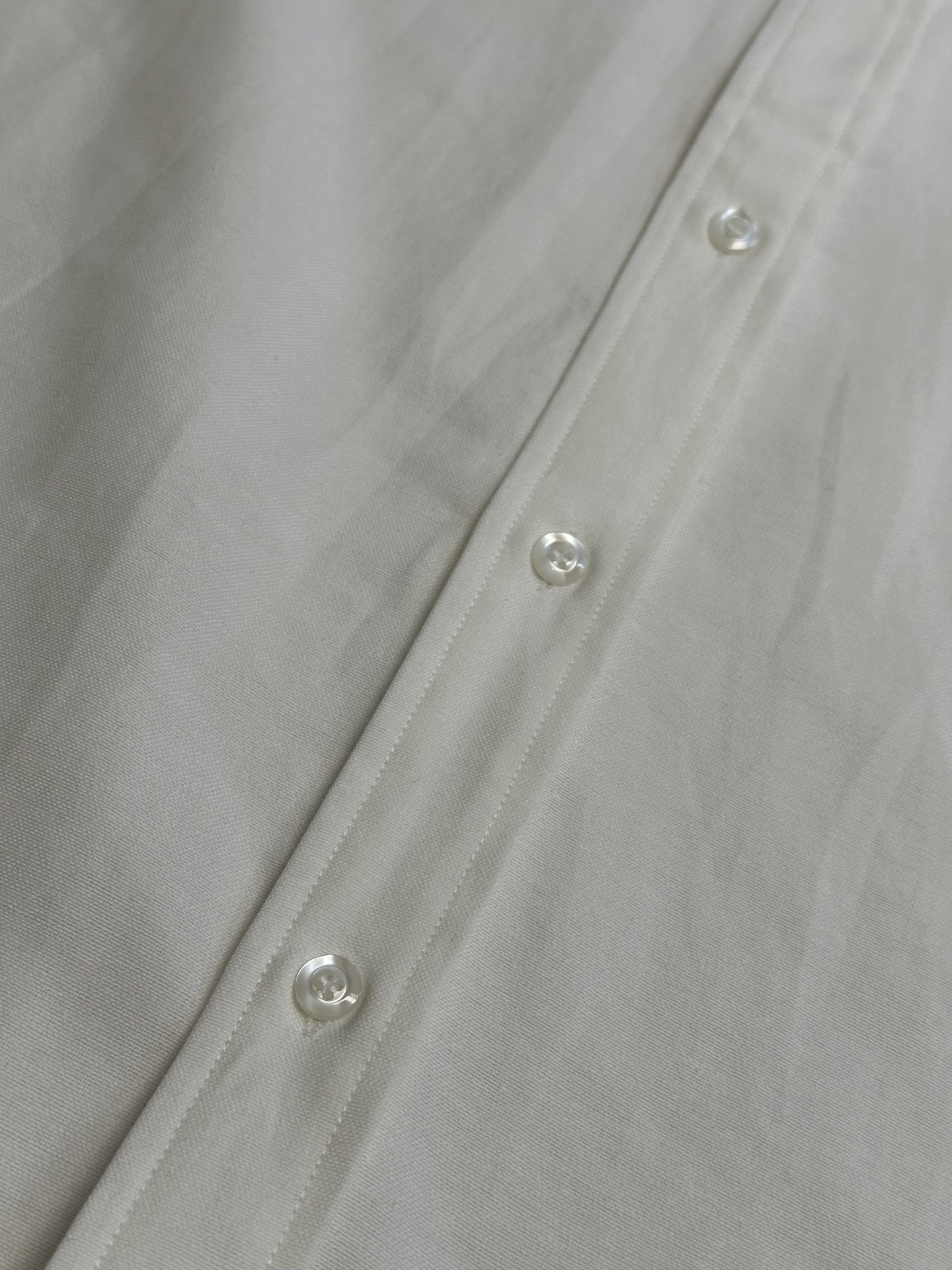 Ami Paris Boxy Fit Cotton Shirt（HSH230CO0031-450）