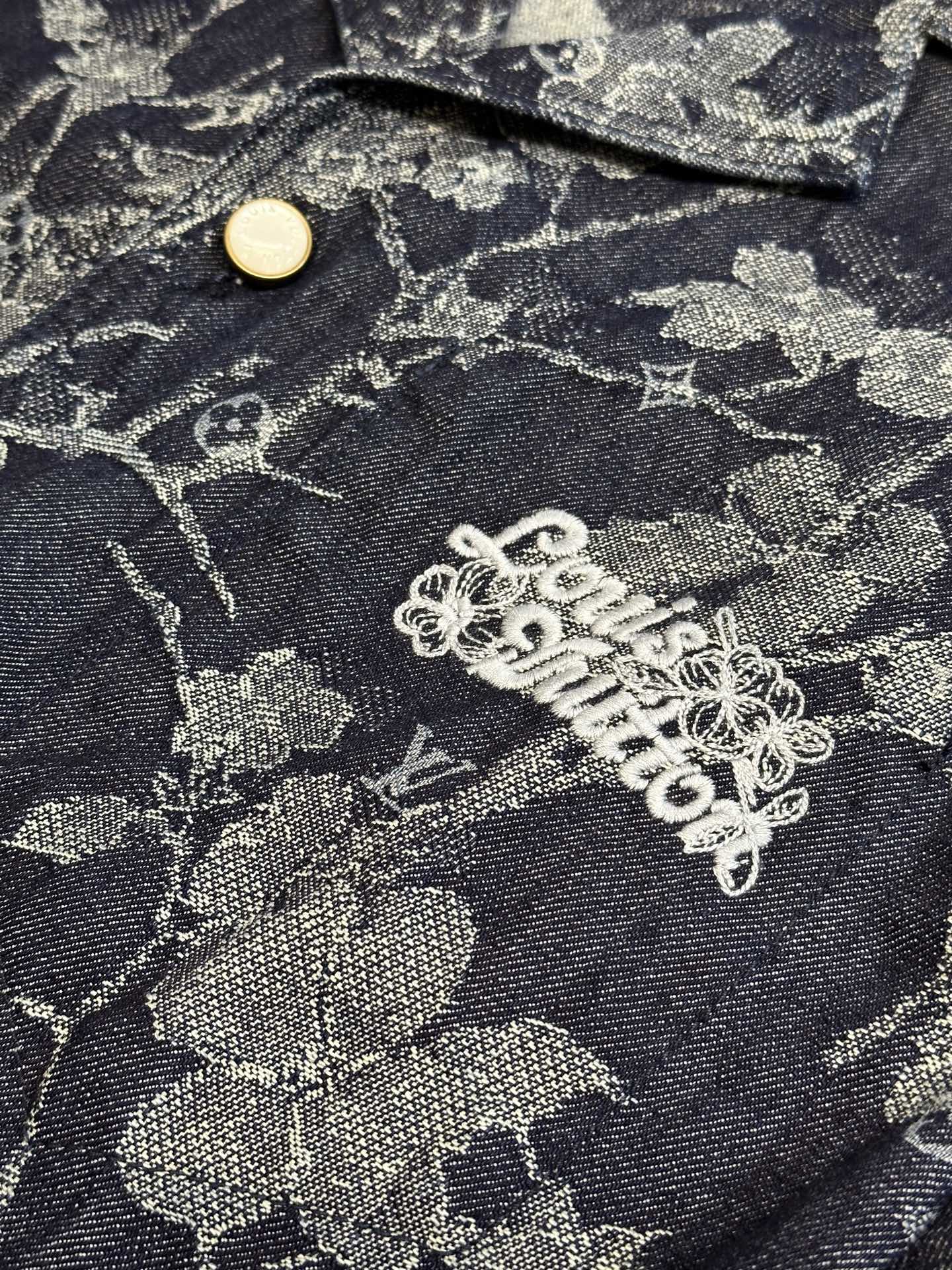 Louis Vuitton Denim Short Sleeve Shirt（1AHXHC)