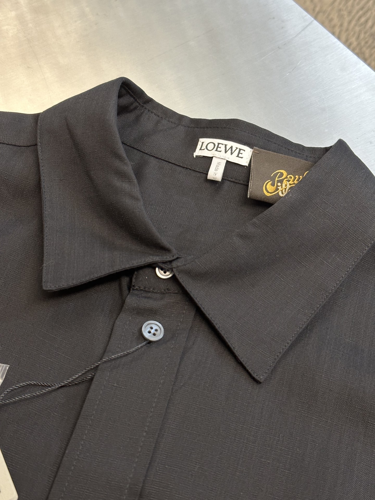 LOEWE MAN BLACK SHIRT (H526Y05WDX-1100）