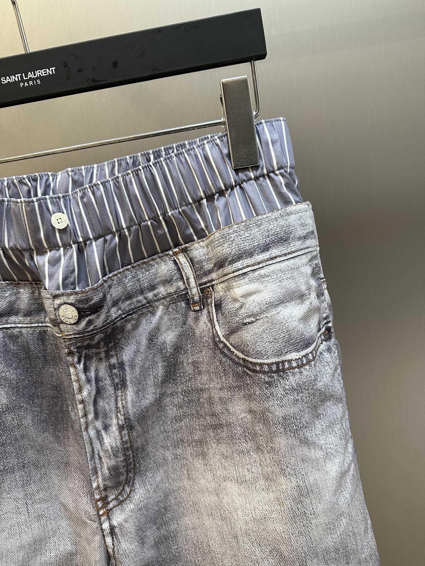 ACNE STUDIOS TROUSERS (AK0918-902）