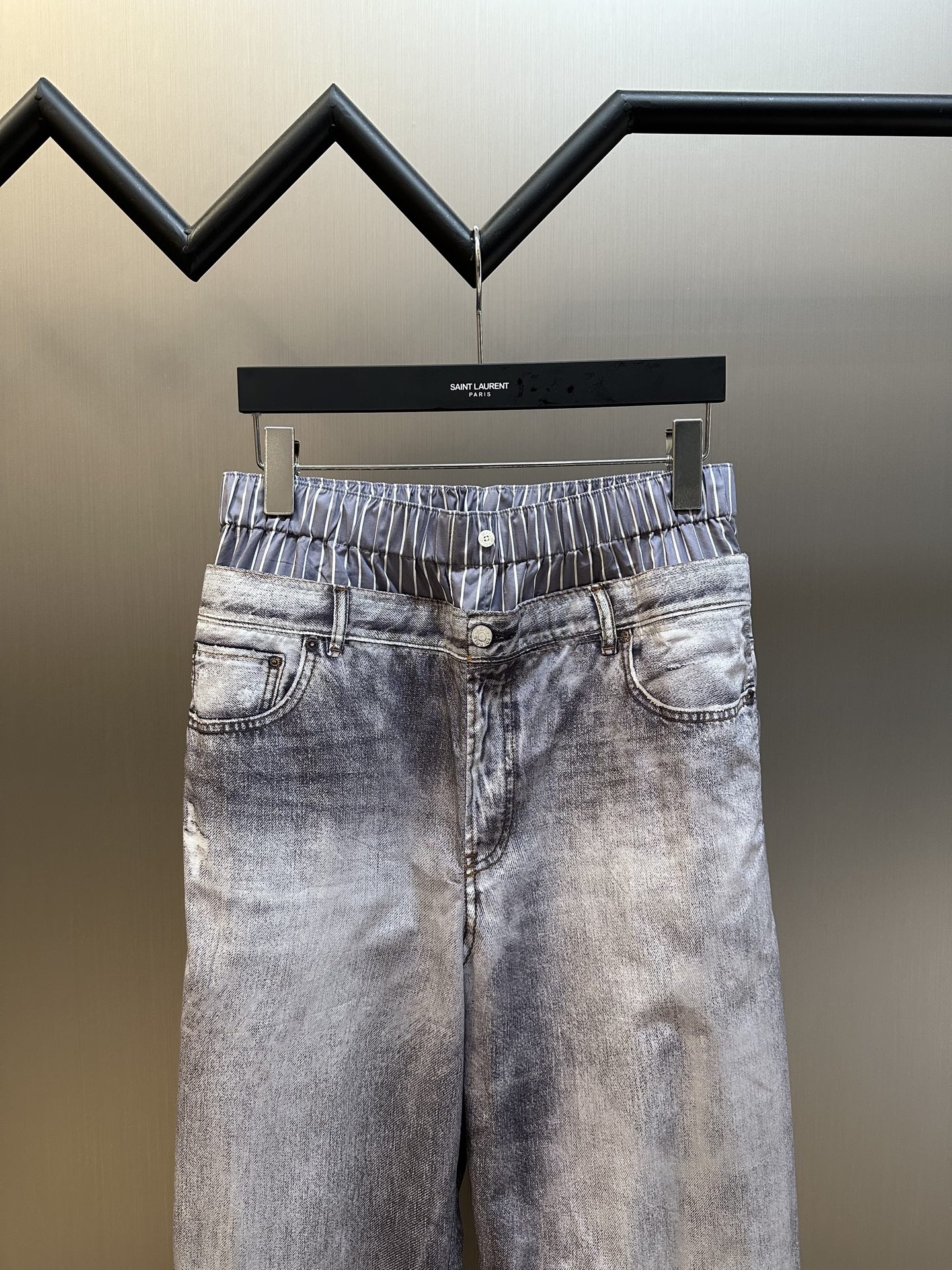 ACNE STUDIOS TROUSERS (AK0918-902）