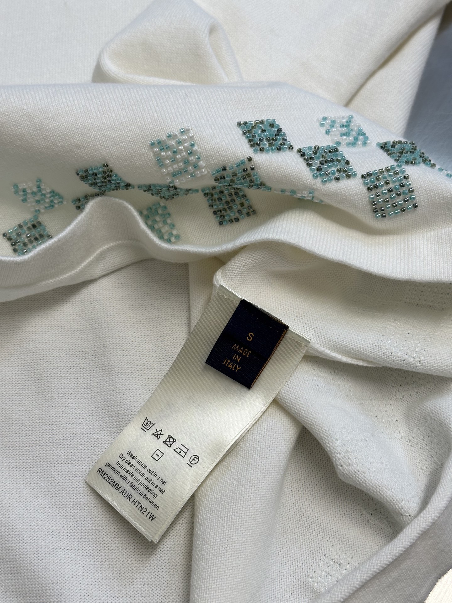 Louis Vuitton T-SHITE（1AHVO8）