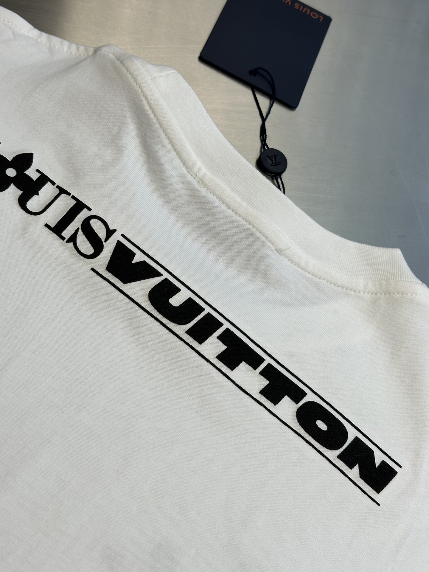 LOUIS VUITTON America's Cup Embossed Logo Embroidered Crew Neck T-Shirt（1AFVUX）