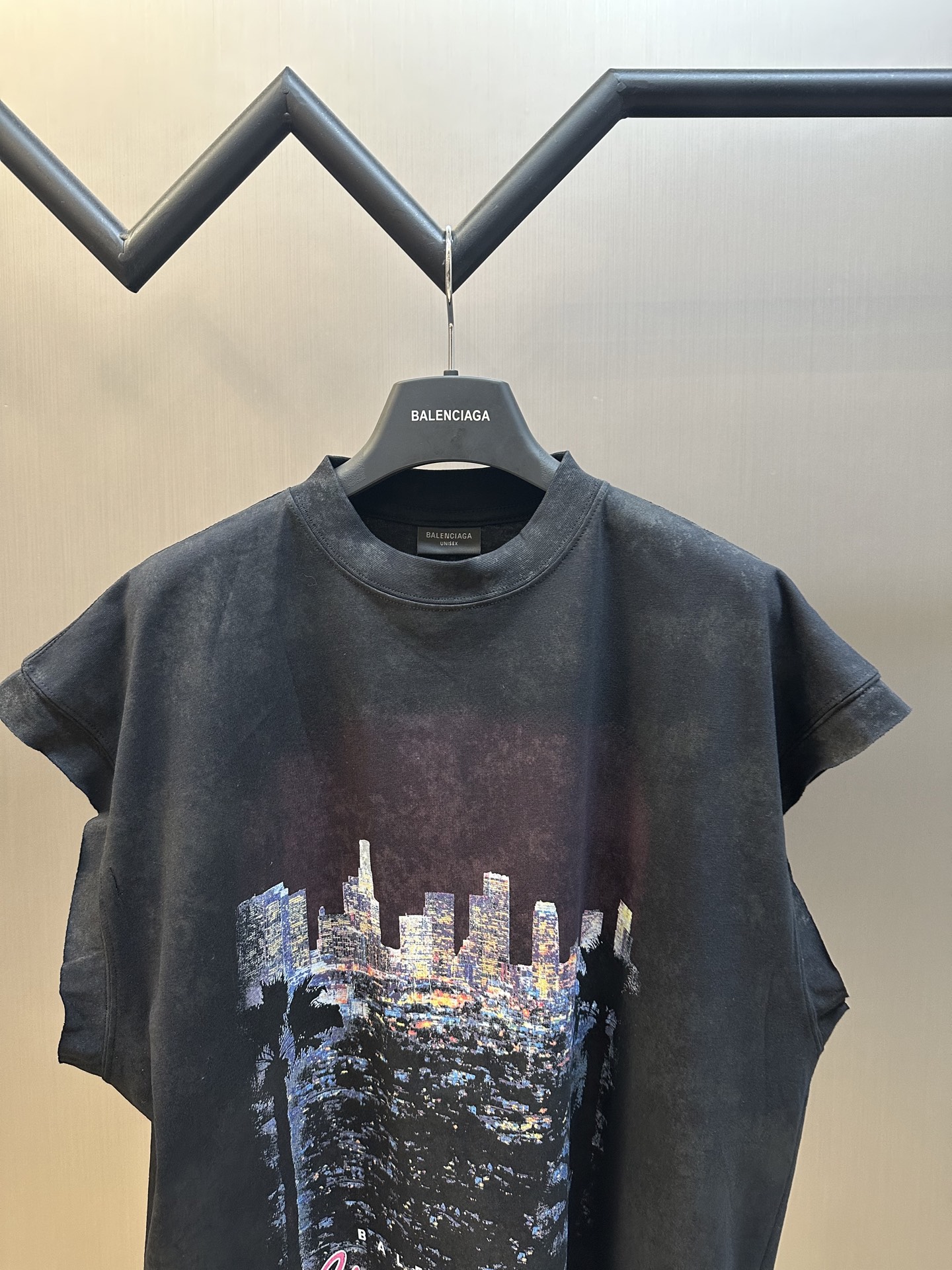 Balenciaga city of angels sleeveless t-shirt（833647TSVR21041）