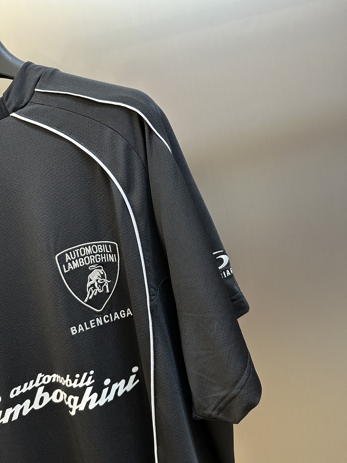 BALENCIAGA Automobili Lamborghini Men's Oversized Soccer T-Shirt "Black"（844234TSVU31000）
