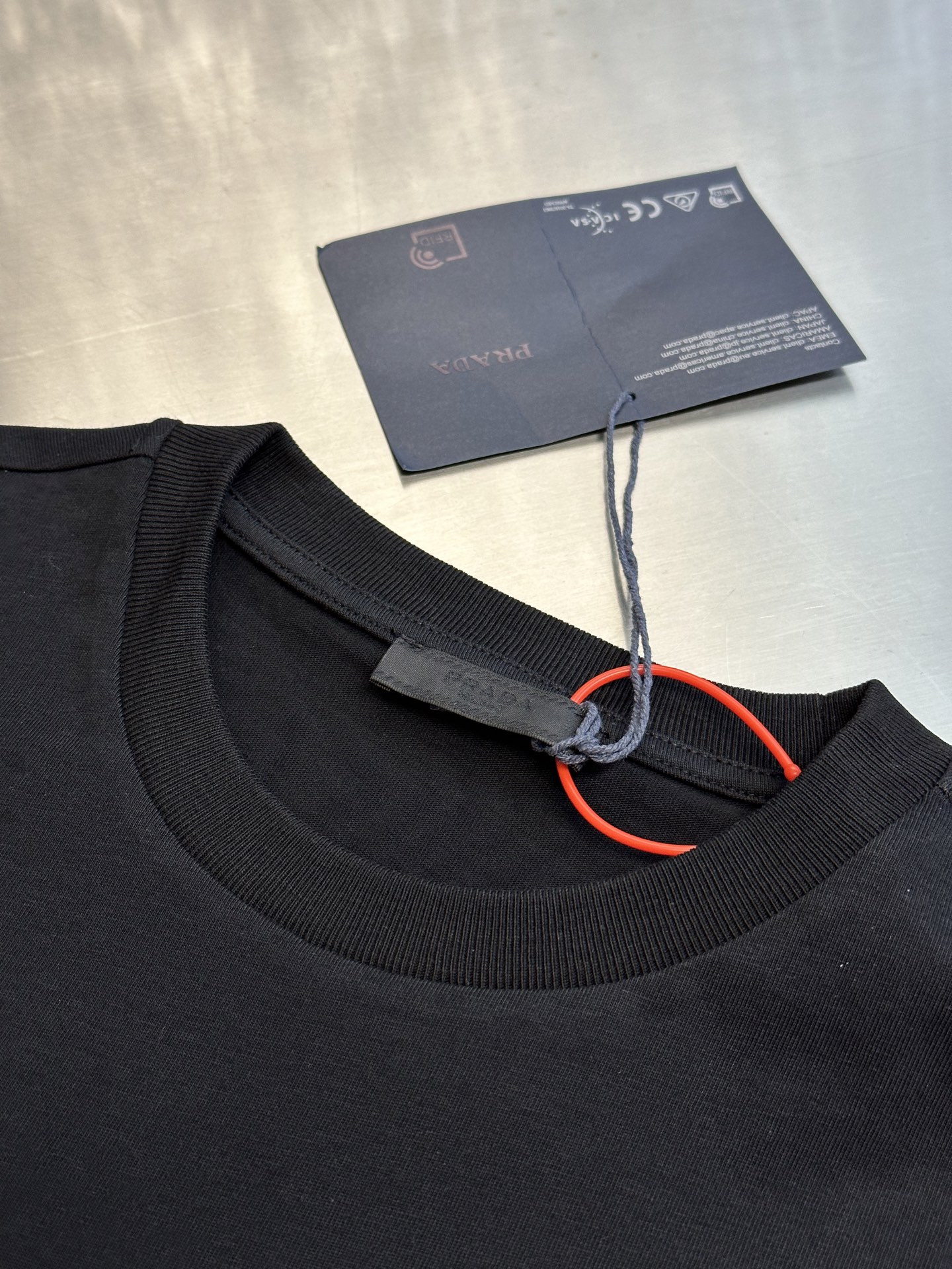 PRADA  Logo Cotton T-Shirt (34642-10UP-F0009-S-232）