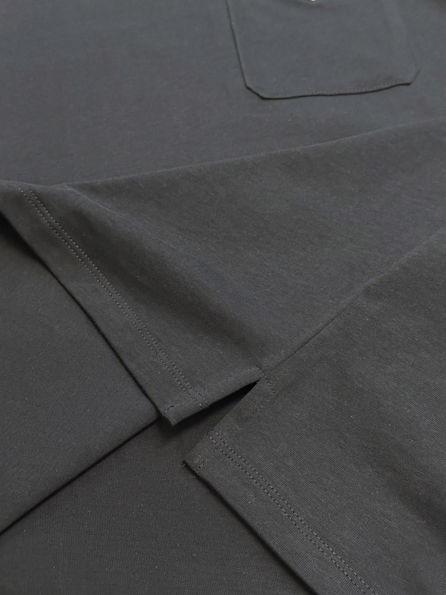 PRADA  Logo Cotton T-Shirt (34642-10UP-F0009-S-232）