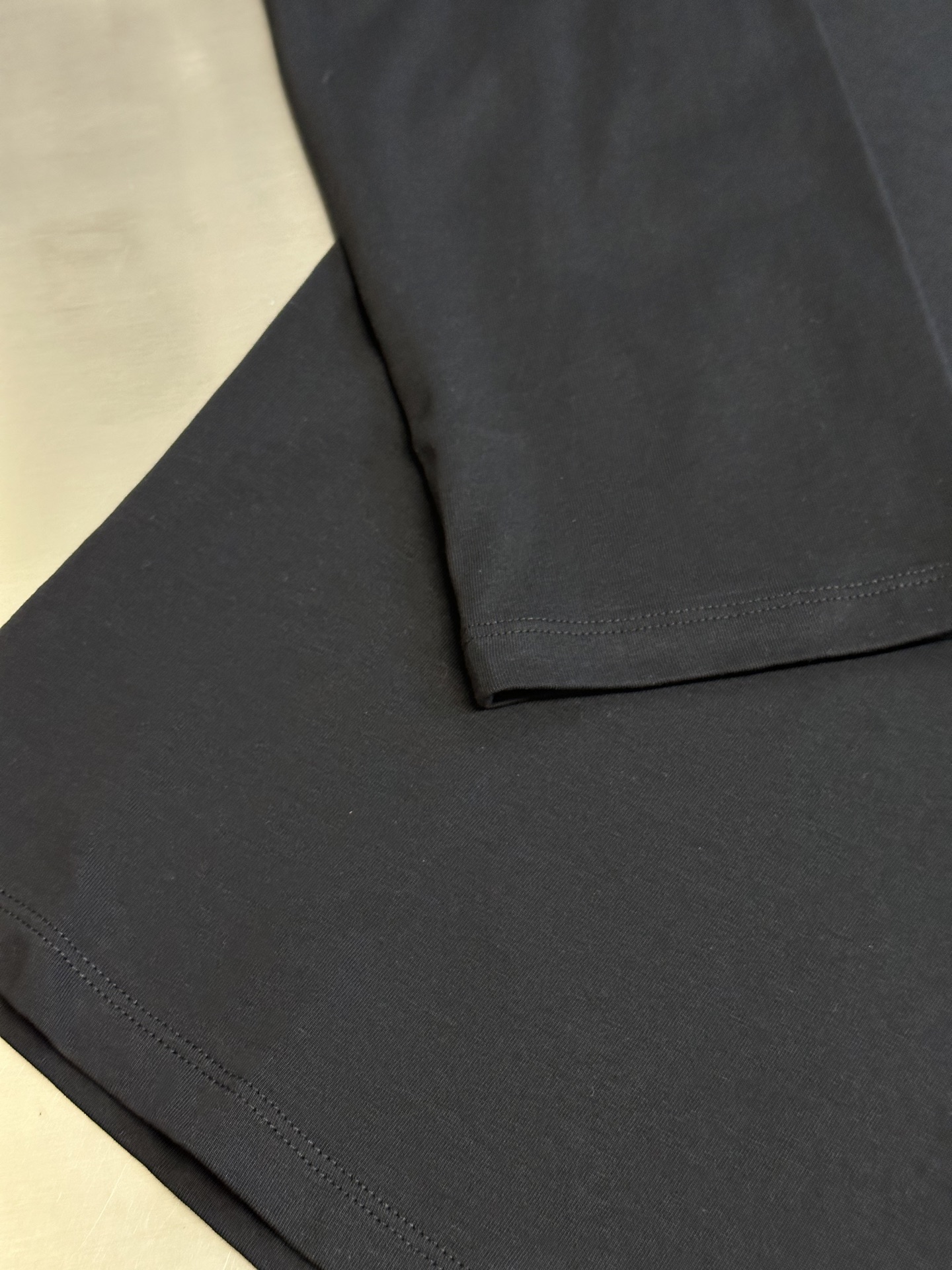 PRADA  Logo Cotton T-Shirt (34642-10UP-F0009-S-232）