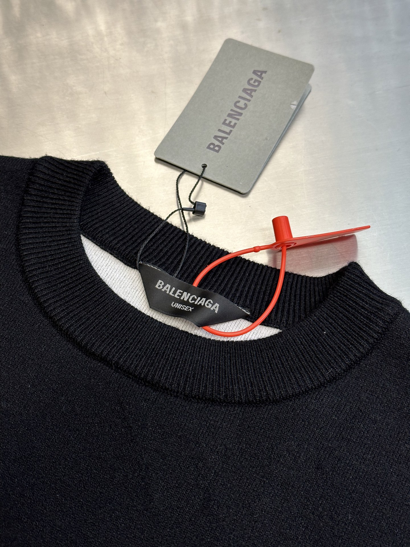 BALENCIAGA Men's Crewneck Sweater (818420T17251070）