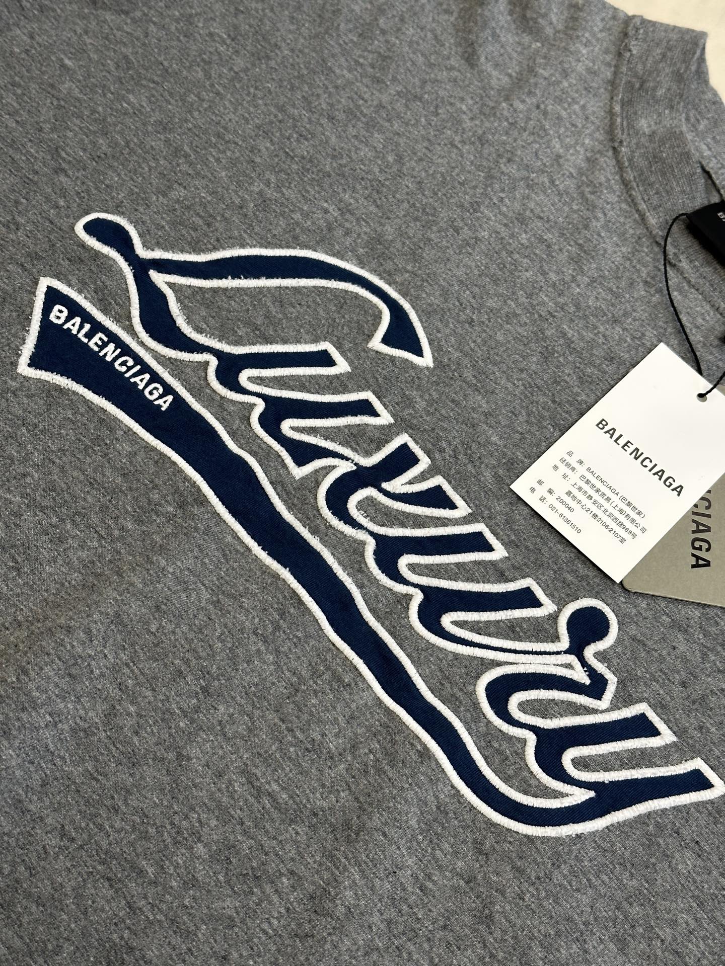 Balenciaga Men's Luxury Script Oversized T-shirt (850345TTVB61035）