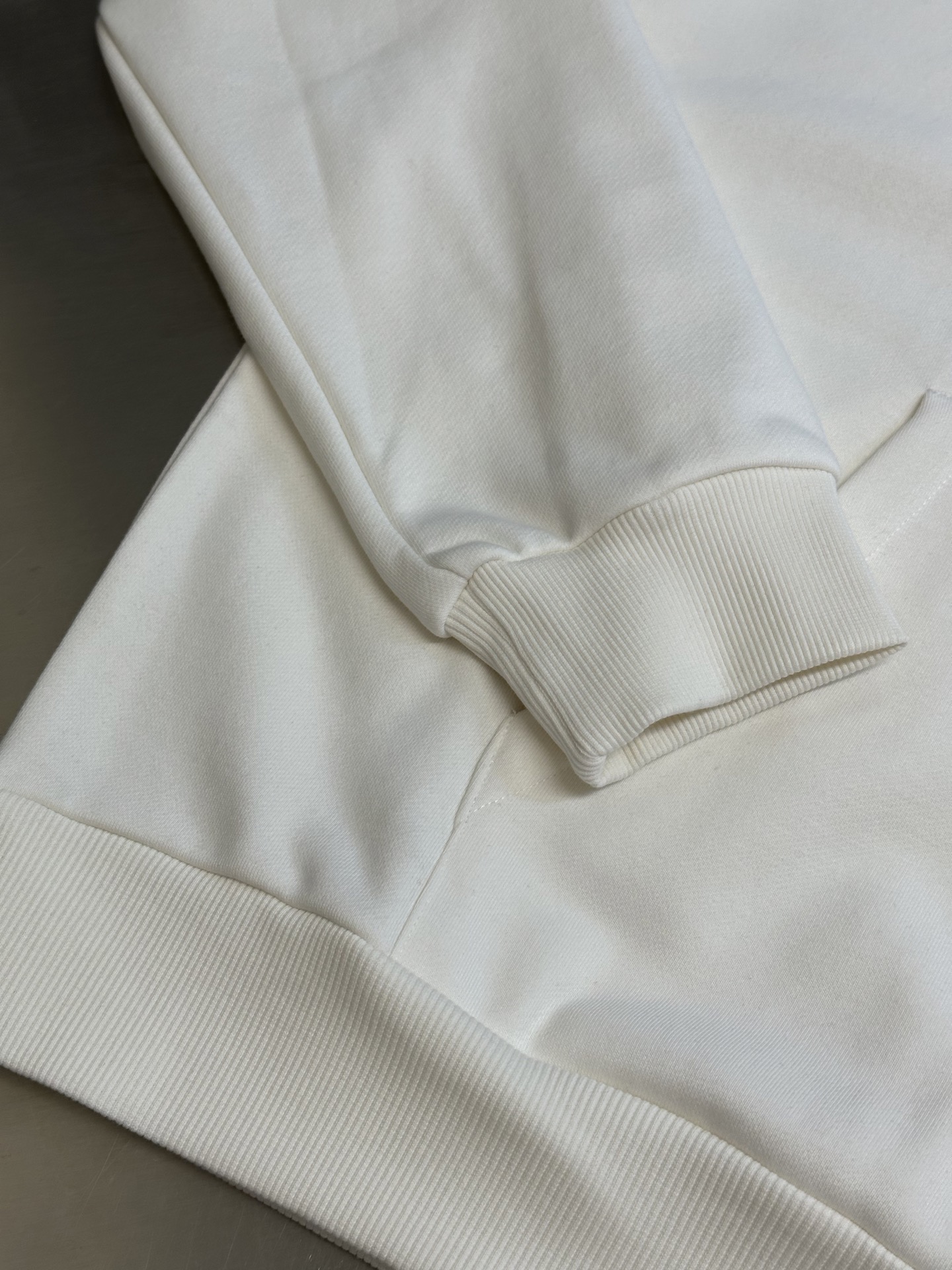 Louis Vuitton embossed cotton hoodie（1AGTSS）