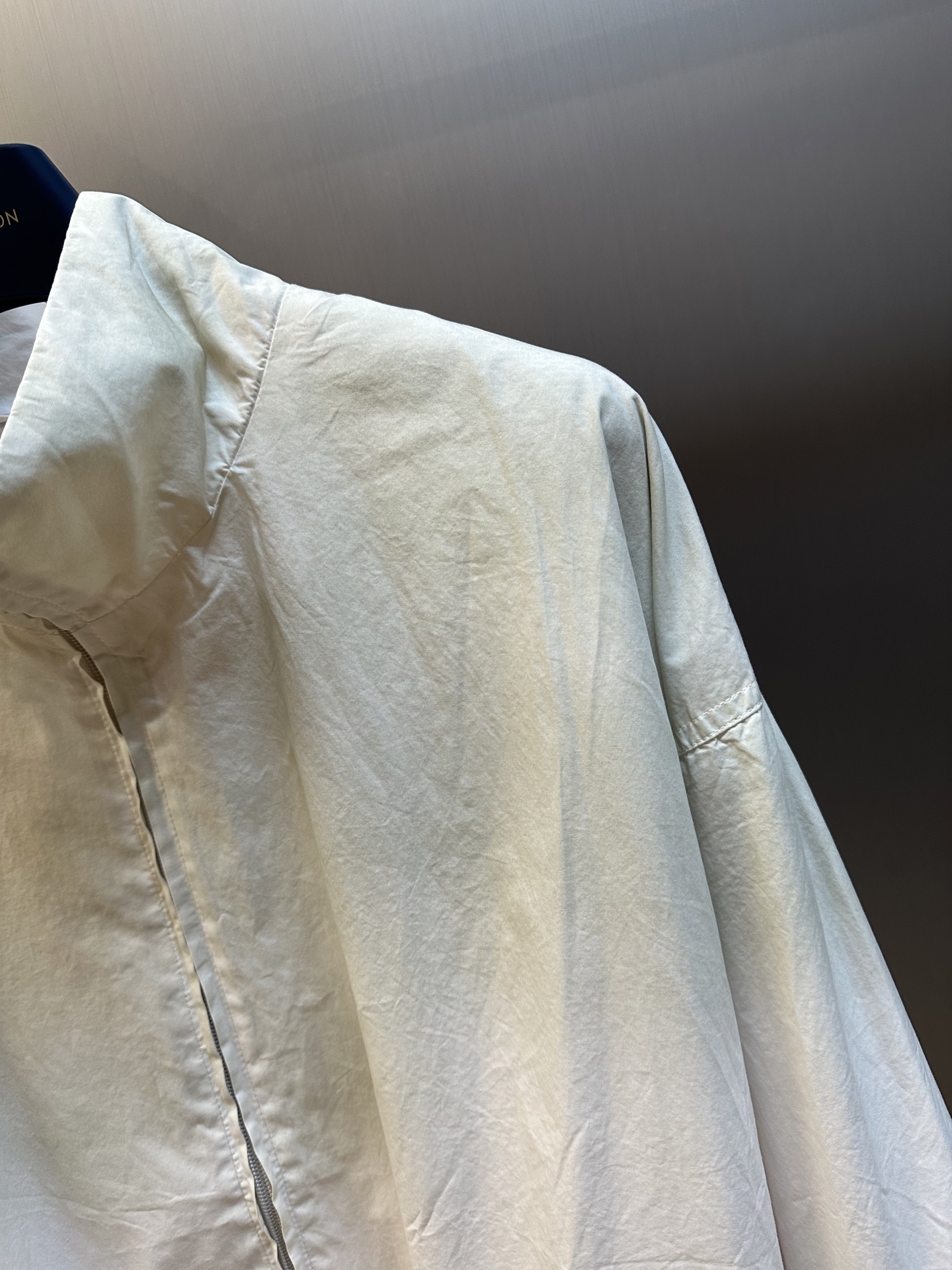 Acne Studios Logo zip-up jacket (B90791-900）