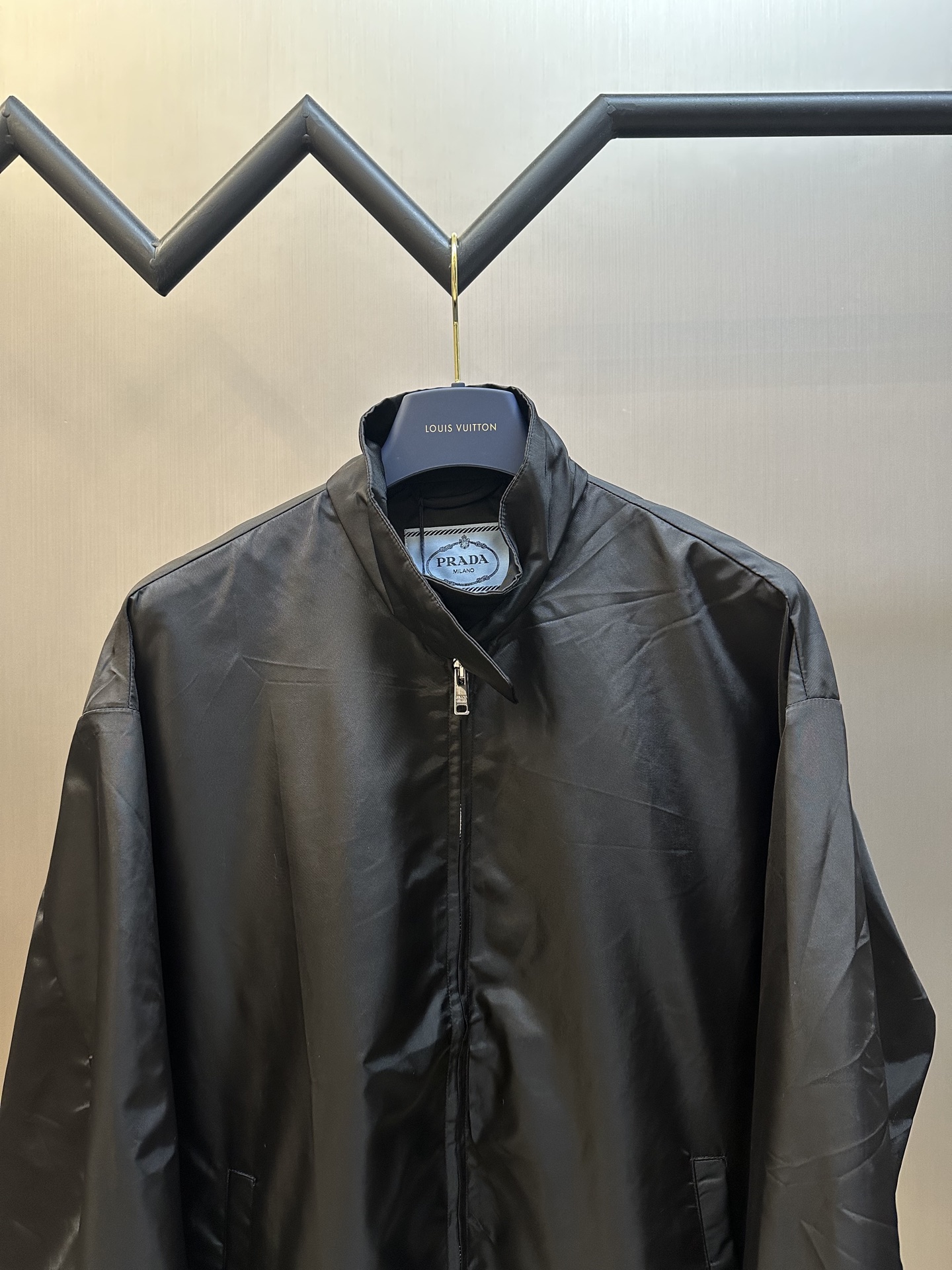 PRADA Black Re-Nylon blouson jacket (292250-1WQ8-F0002-S-OOO）