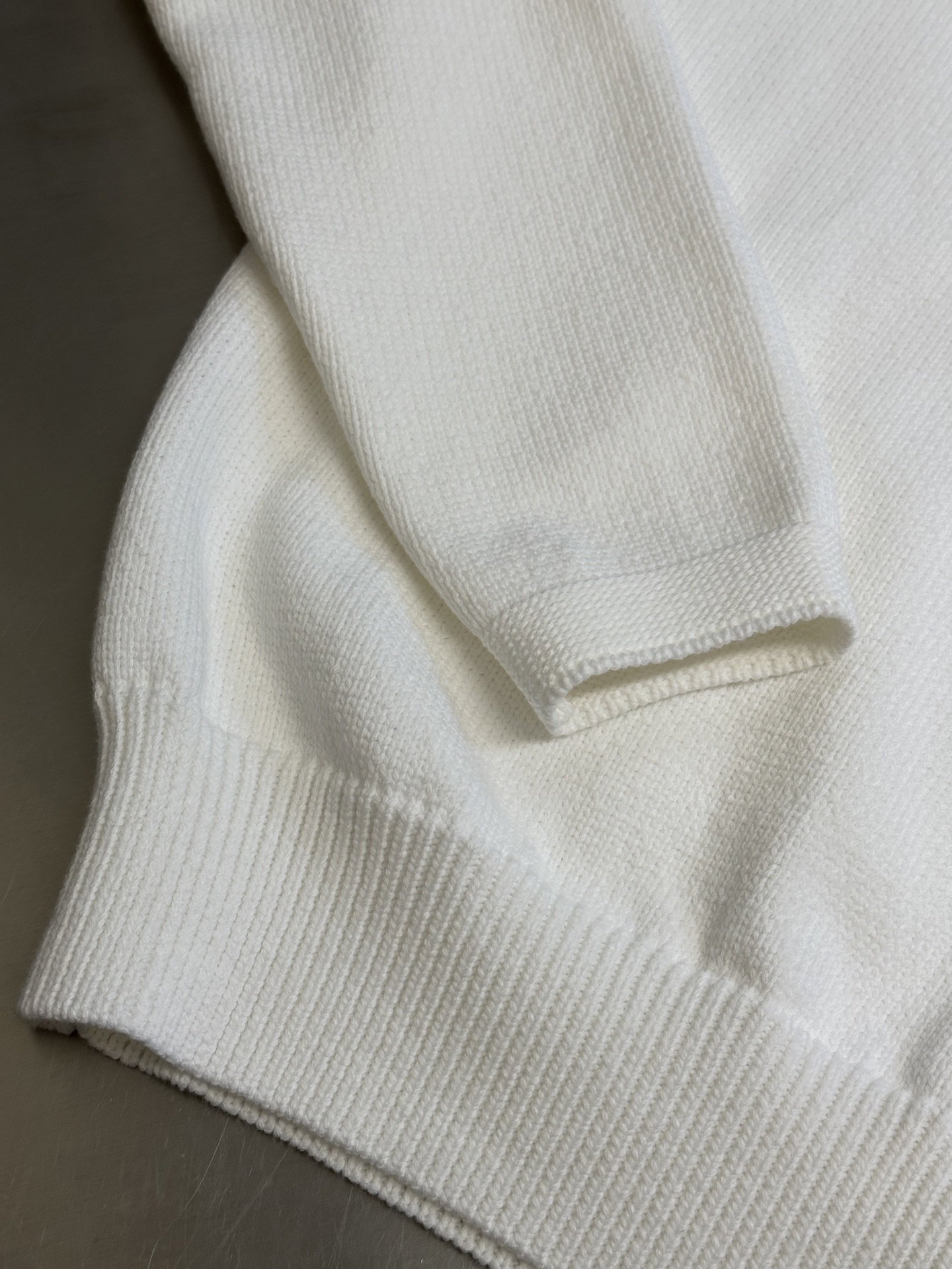 DIOR Logo Intarsia Crewneck Knit Sweater（583M618A3003-C570）