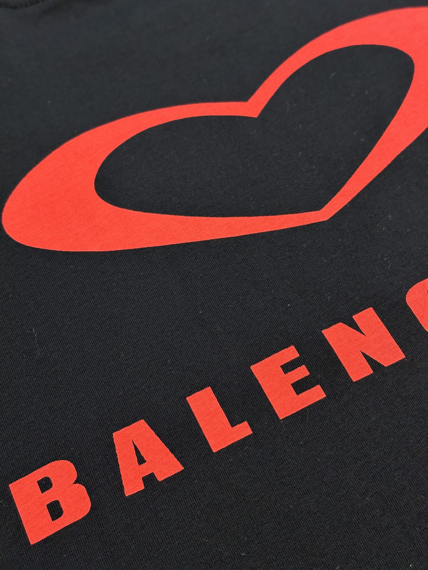 Balenciaga Qixi 25 T-shirt Medium Fit in Black（764235TSVX71000）