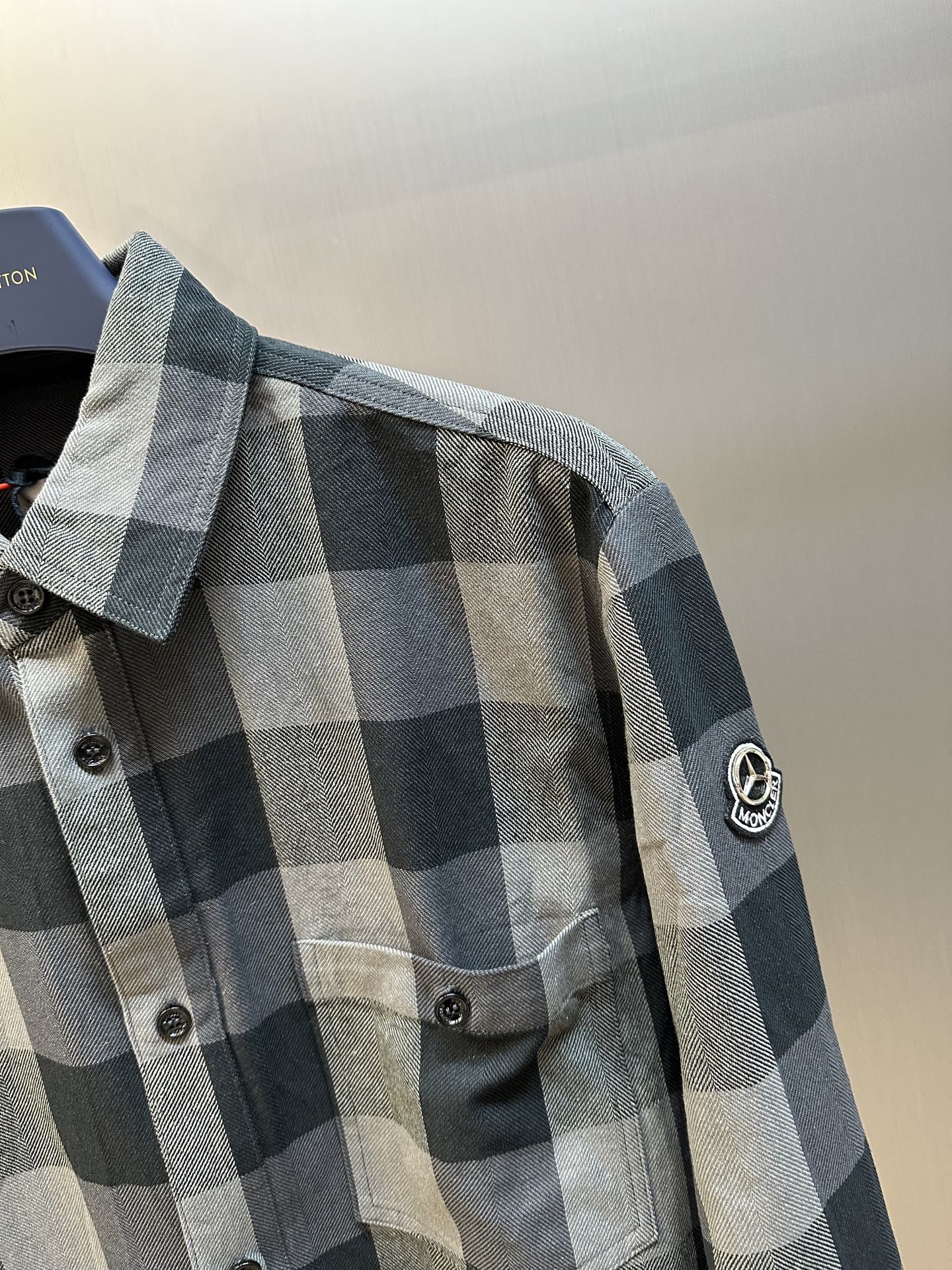 MONCLER X MERCEDES-BENZ BY NIGO shirt（K14012F00002M5950F99）