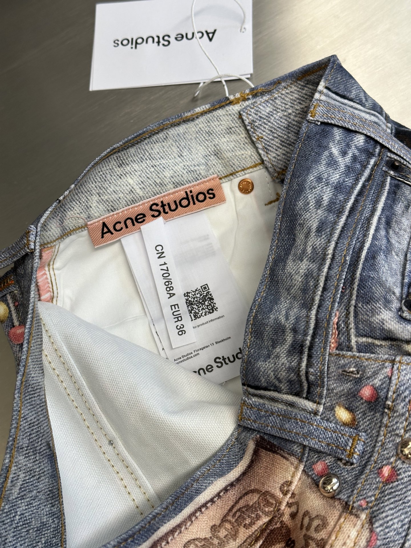 Acne Studios x Takuro Kuwata Loose fit denim trousers (AK0998-DDT）
