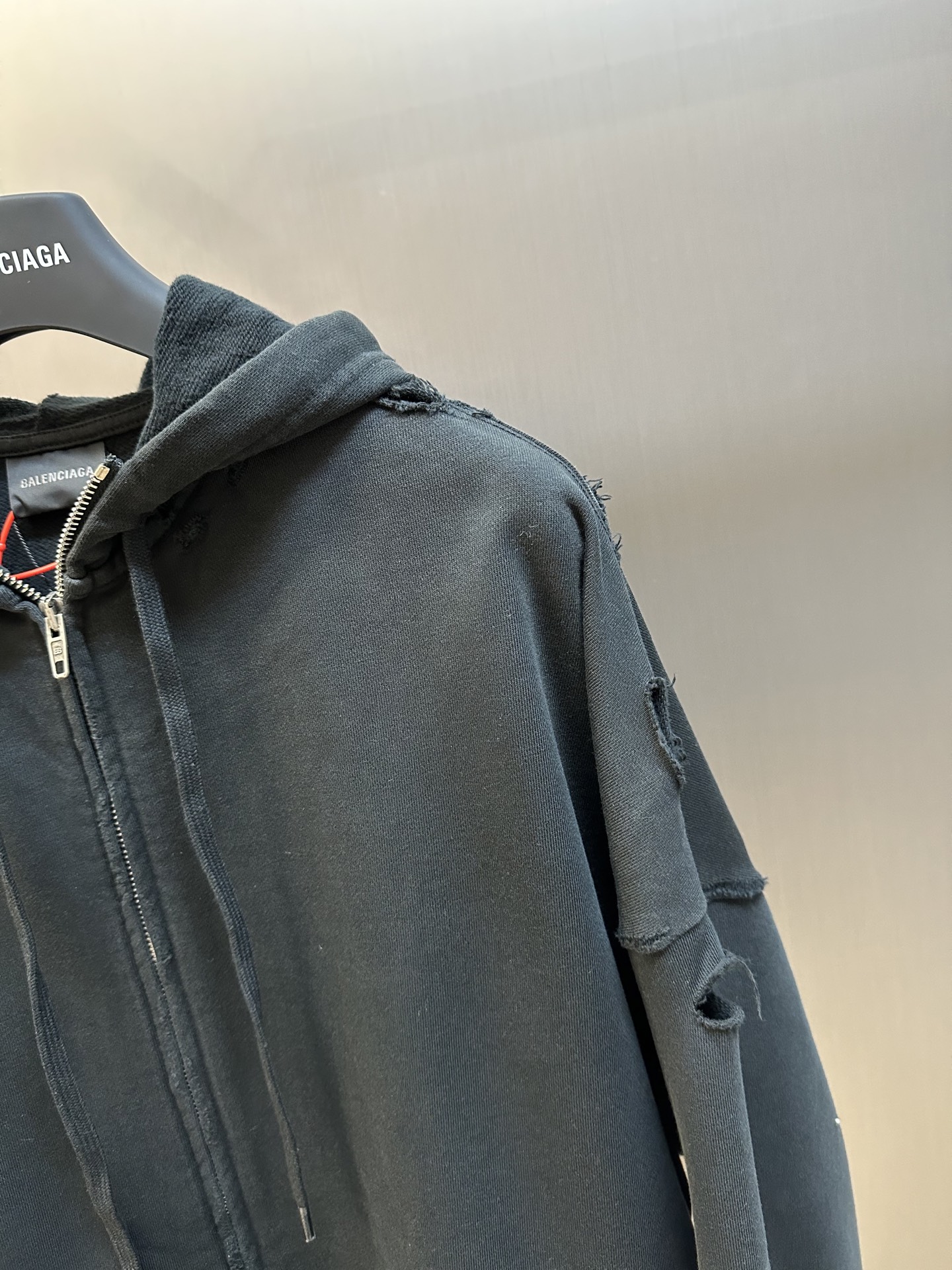 Balenciaga Men's Security Tape Logo Large Zip-up Hoodie (826162TSVF88433）