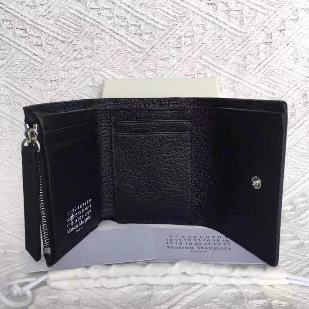 Maison Margiela Leather Envelope Wallet "Black"（SA3UI0010P4455T8013）