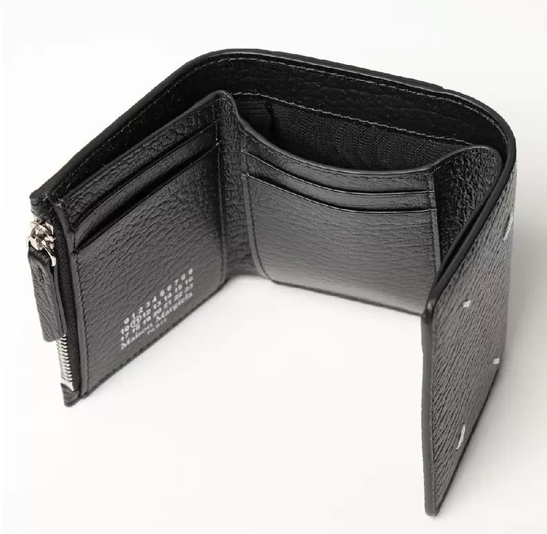 Maison Margiela Leather Envelope Wallet "Black"（SA3UI0010P4455T8013）