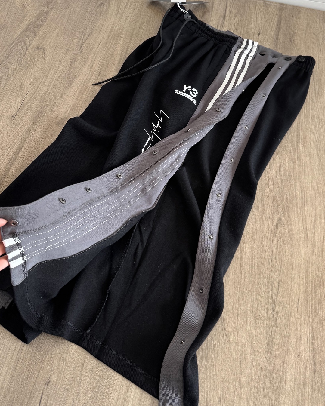Y-3 x NEIGHBORHOOD TRACK PANTS (JW7002）