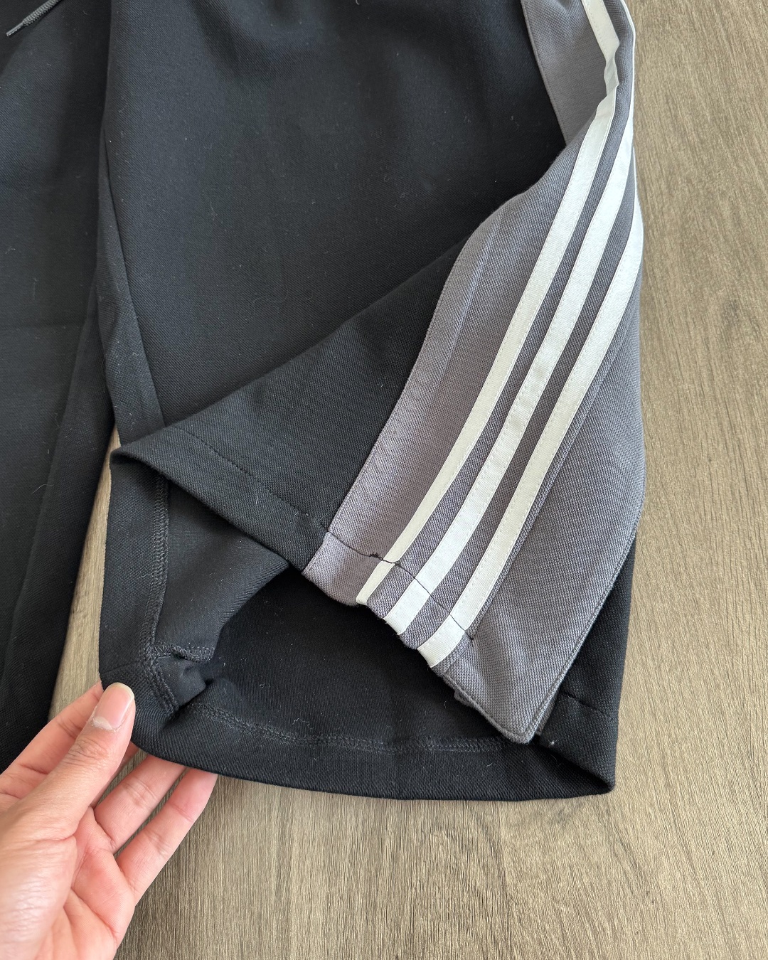 Y-3 x NEIGHBORHOOD TRACK PANTS (JW7002）