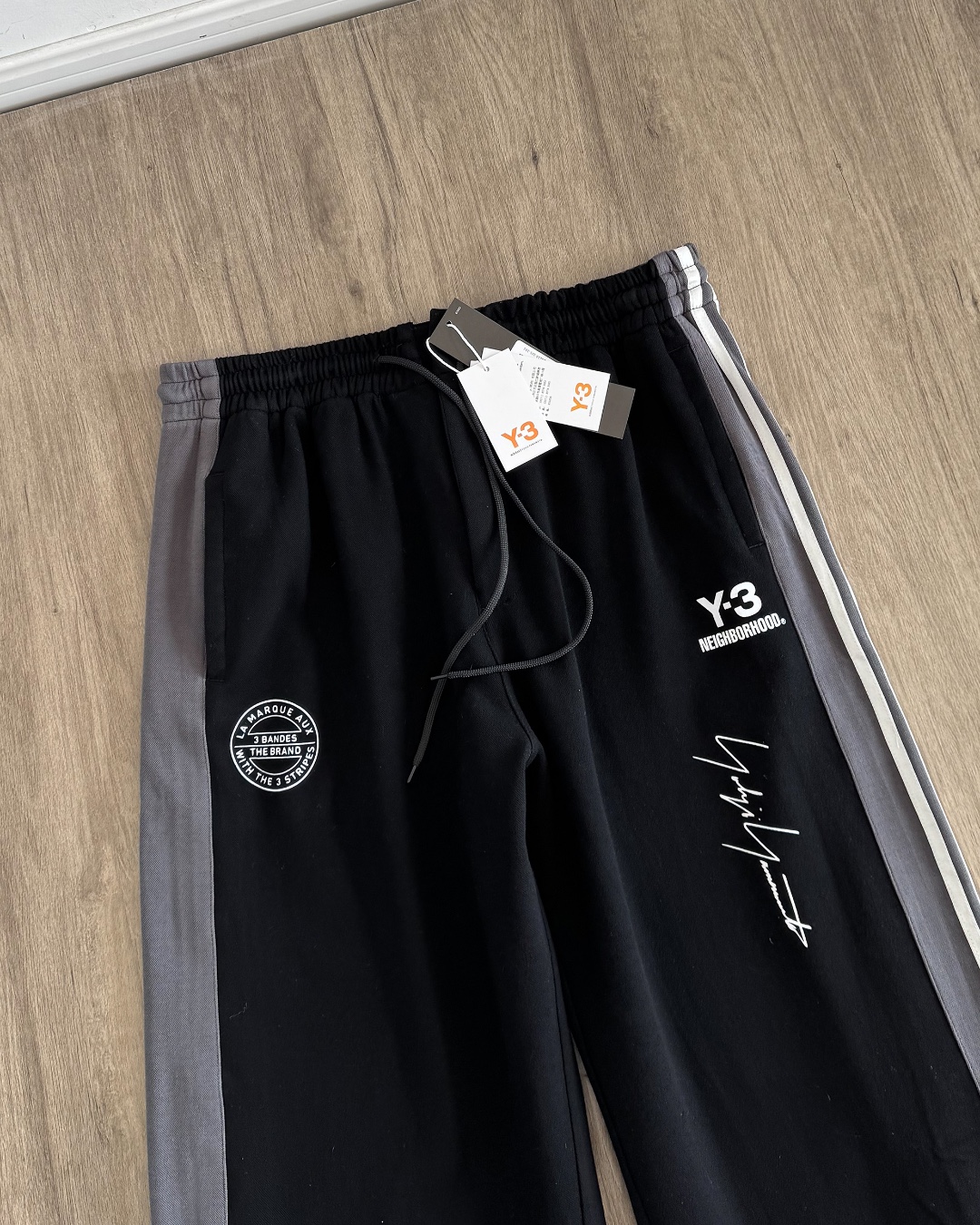 Y-3 x NEIGHBORHOOD TRACK PANTS (JW7002）