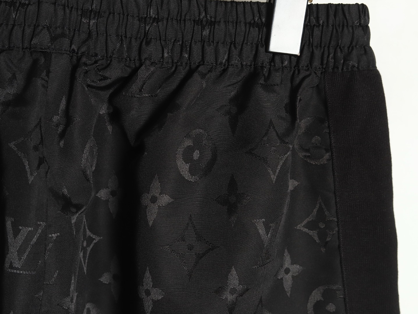 Louis Vuitton Monogram Moire Jacquard Silk Shorts Black（1AGTN1）