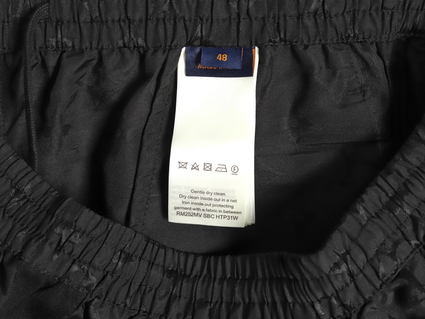 Louis Vuitton Monogram Moire Jacquard Silk Shorts Black（1AGTN1）