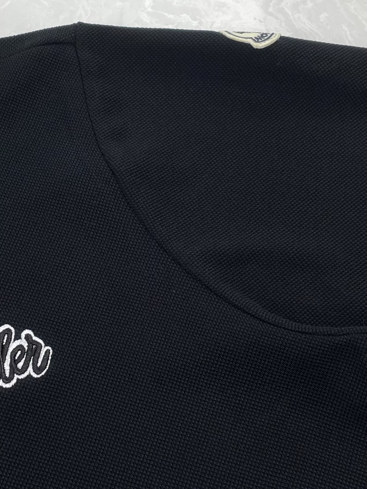 Moncler Black Archivio SS Polo（K10918A00006899UR999）