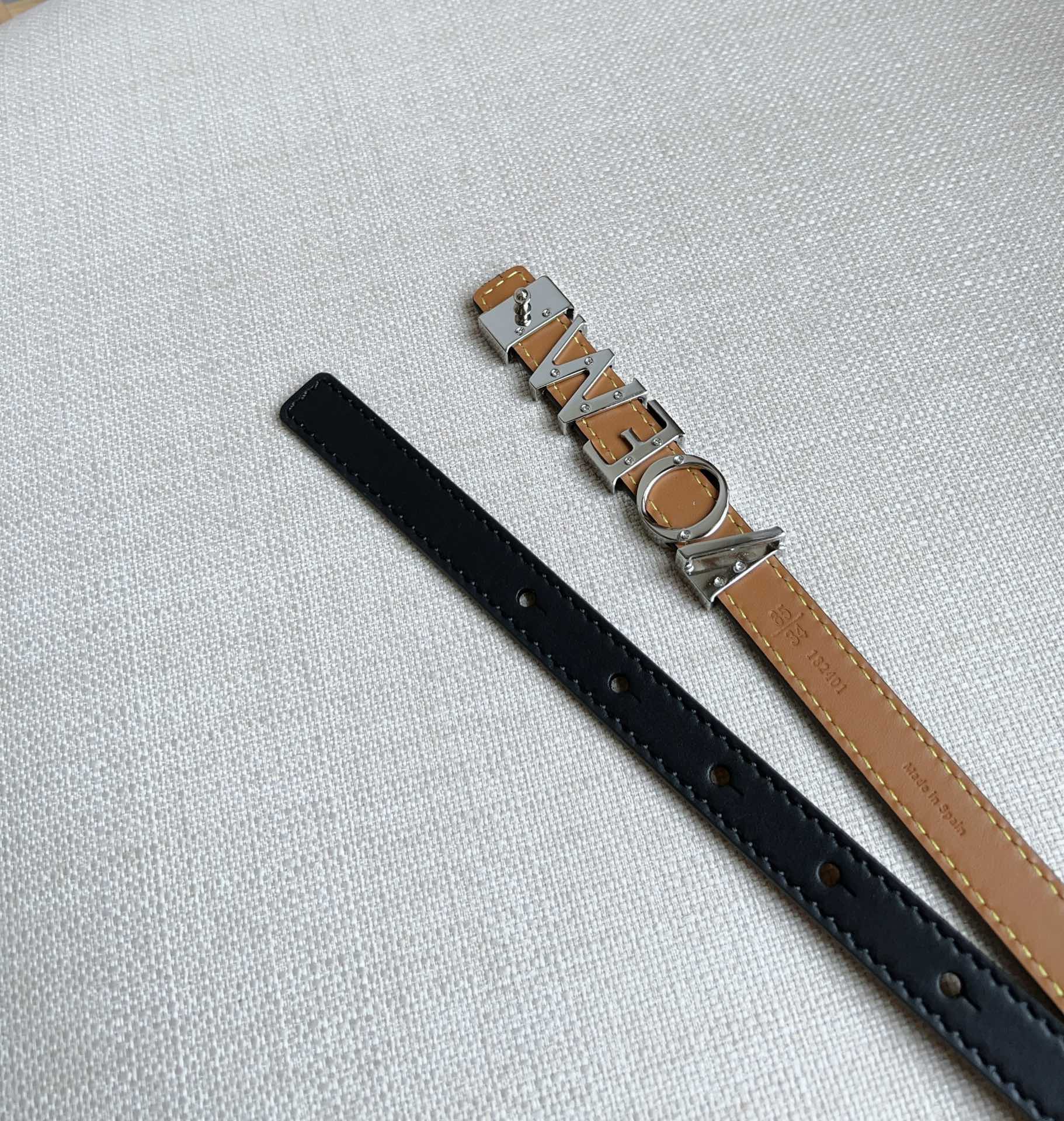LOEWE 'Lettering' logo belt（E619Z16X161206）