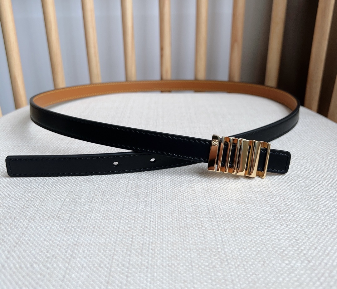 Loewe Solid Color Smooth Buckle Leather Belts（E619Z16X151206）