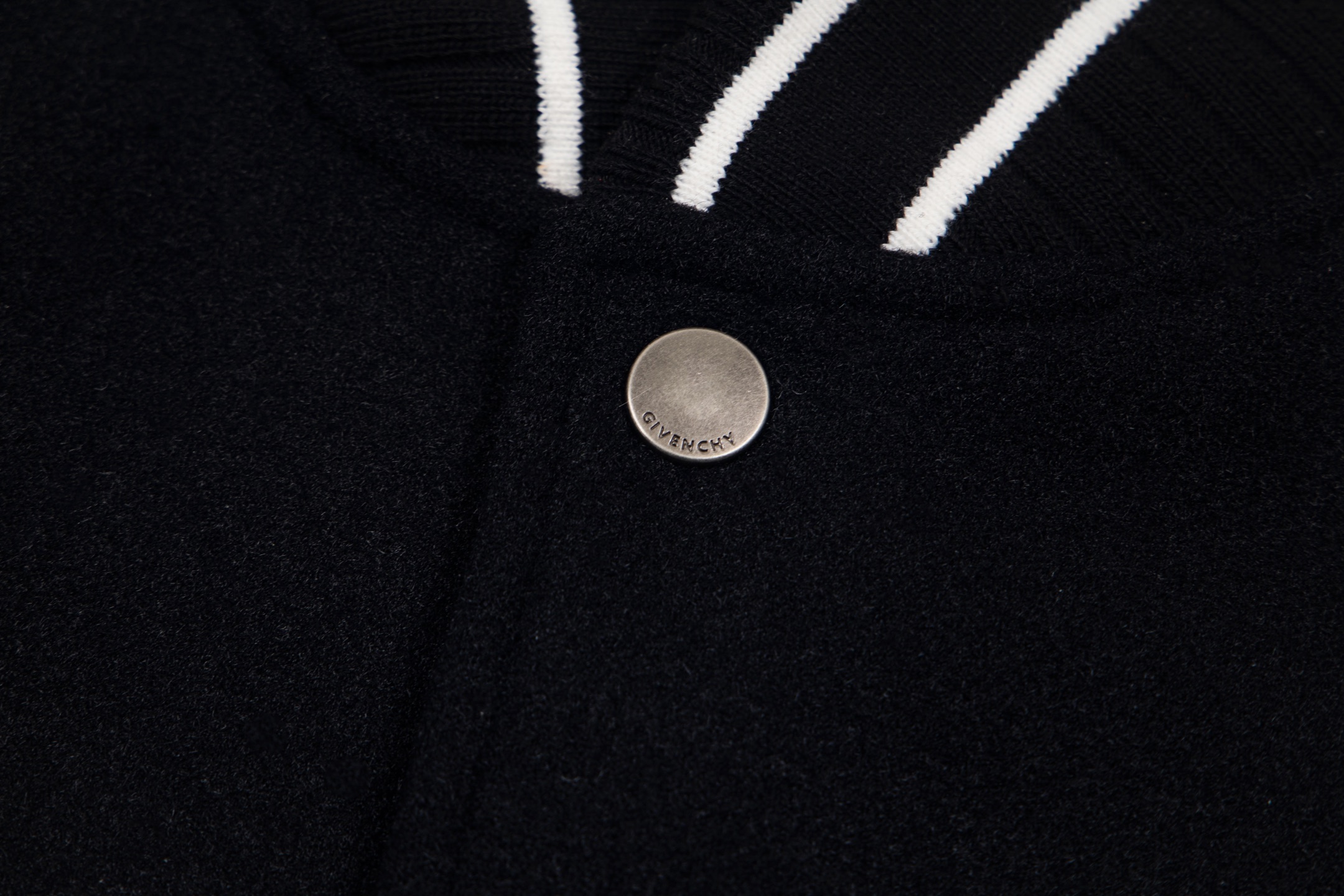 Givenchy Wool And Leather Big Varsity Jacket 'Black/Wwhite（BM00QR611V-004）