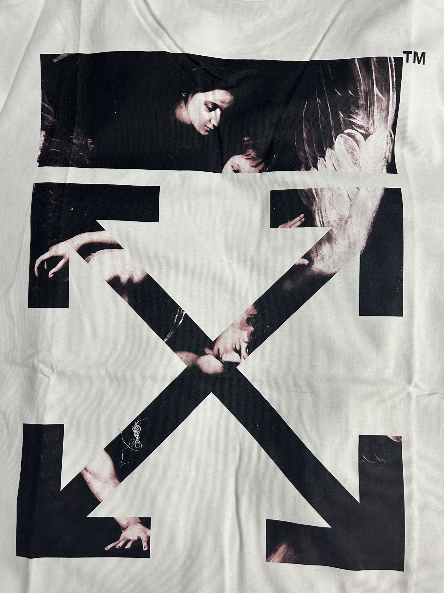 Off-White Caravaggio Arrow T-Shirt 'Black'  (OMAA038S201850041088）
