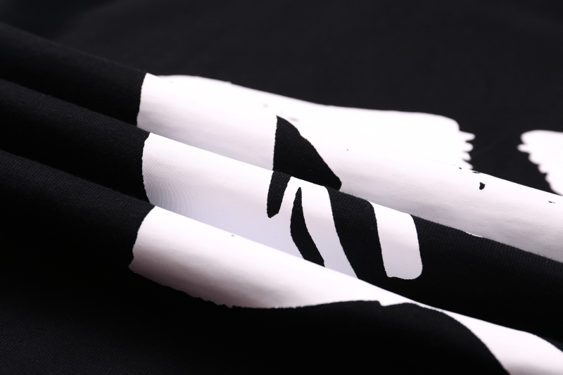 OFF-WHITE Hand Arrow TeeWhite/Black (OMAA038S23JER0030110）