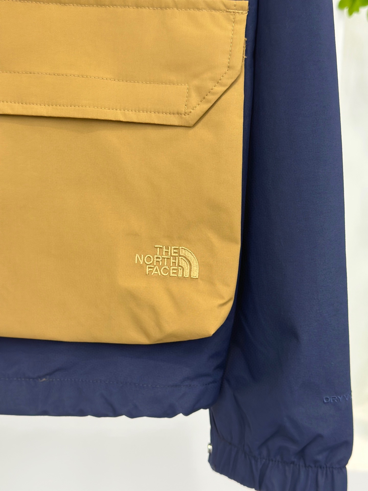 The North Face M66 Utility Rain Jacket（NF0A7W7F-9D7）