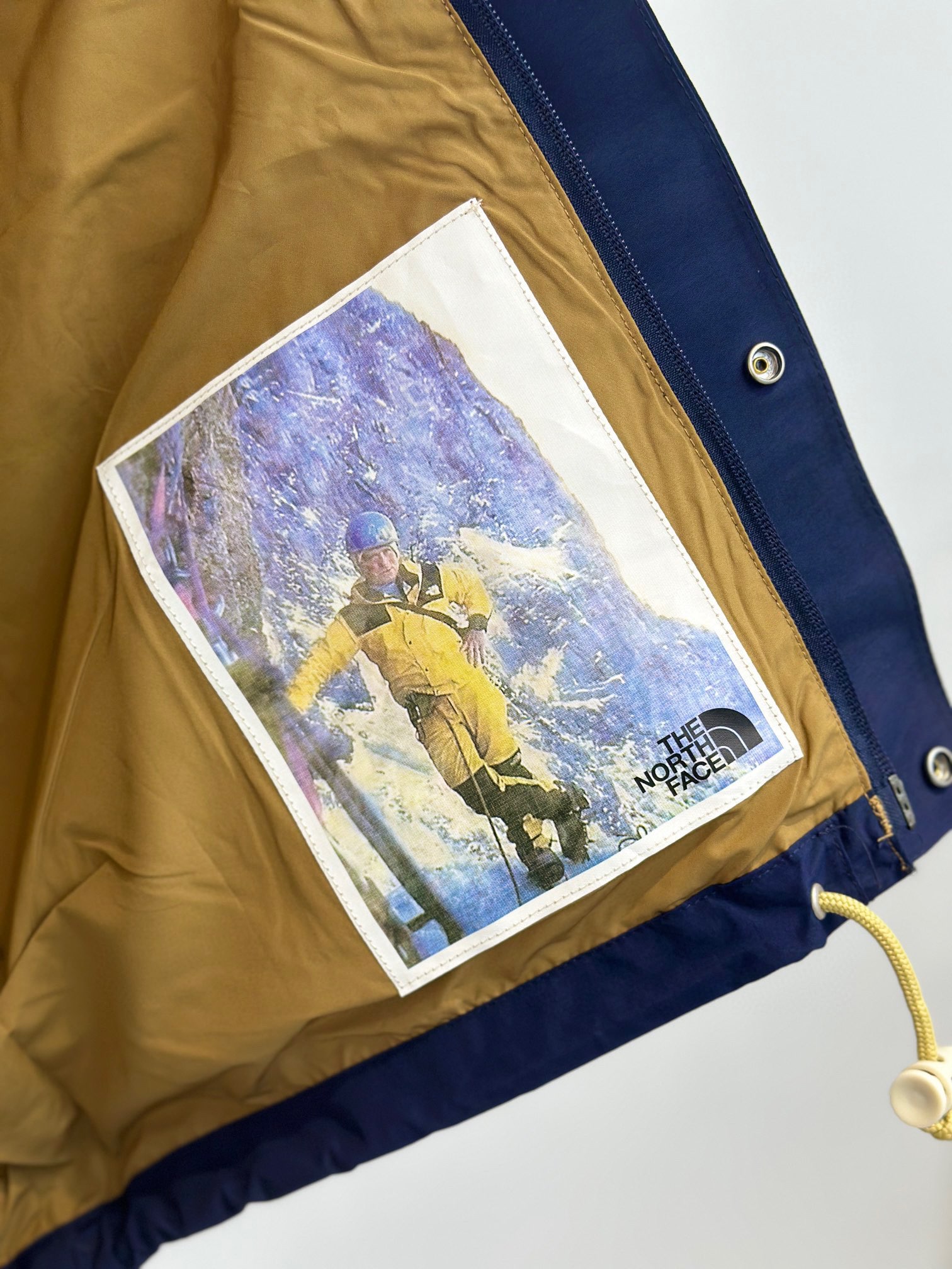 The North Face M66 Utility Rain Jacket（NF0A7W7F-9D7）