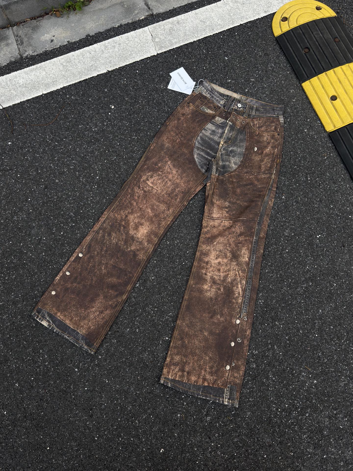 Acne Studios Printed Trousers in Blue & Brown (BK0703-AG7）