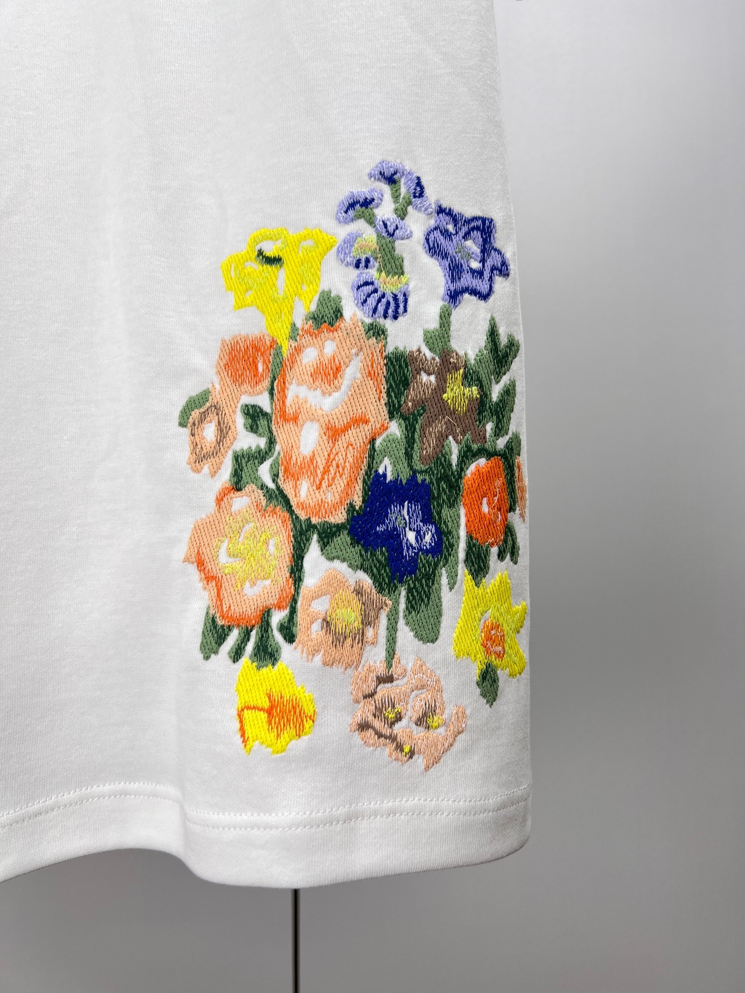 LOEWE T-shirt (S540Y22X60-2100）