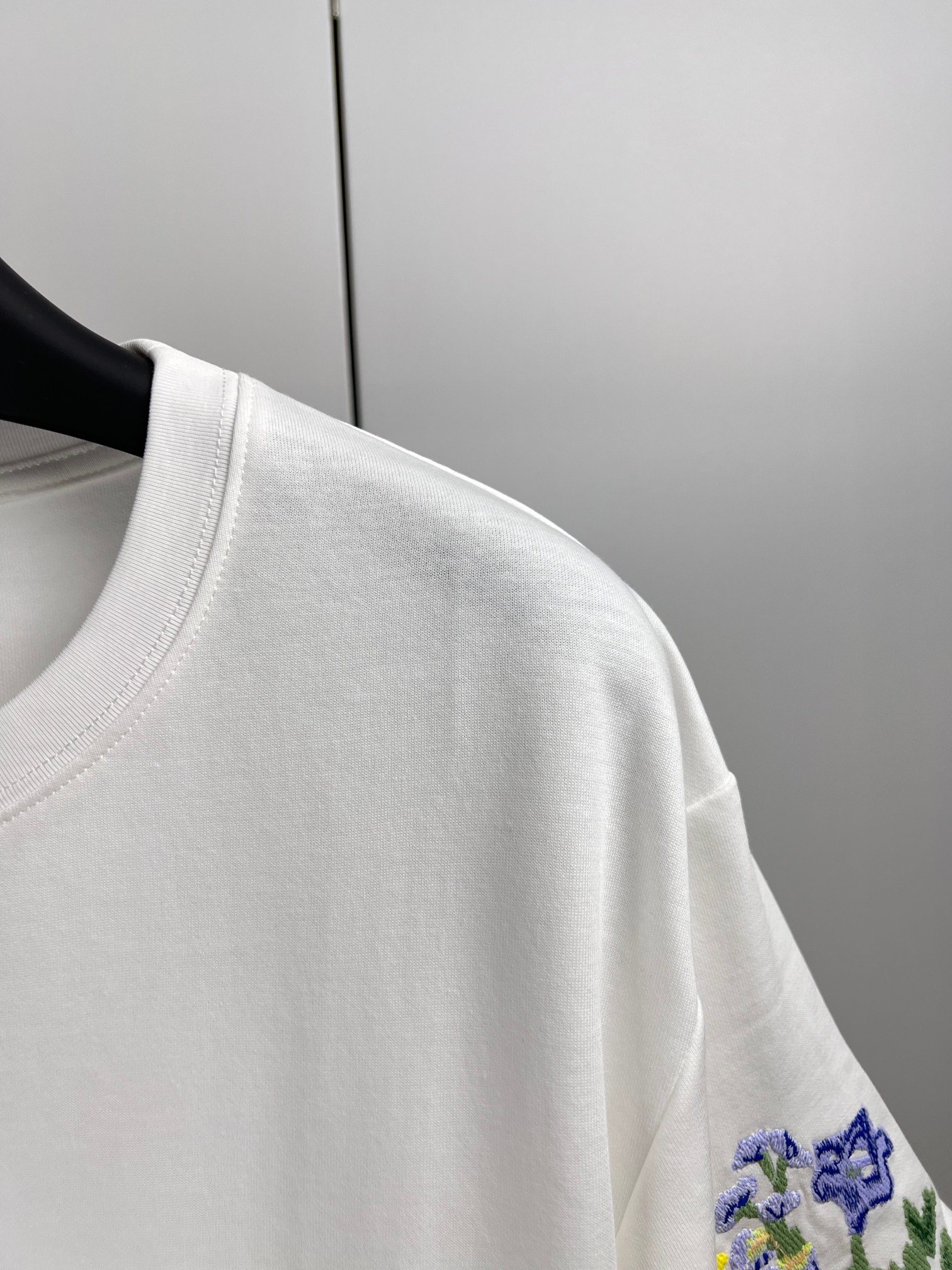 LOEWE T-shirt (S540Y22X60-2100）