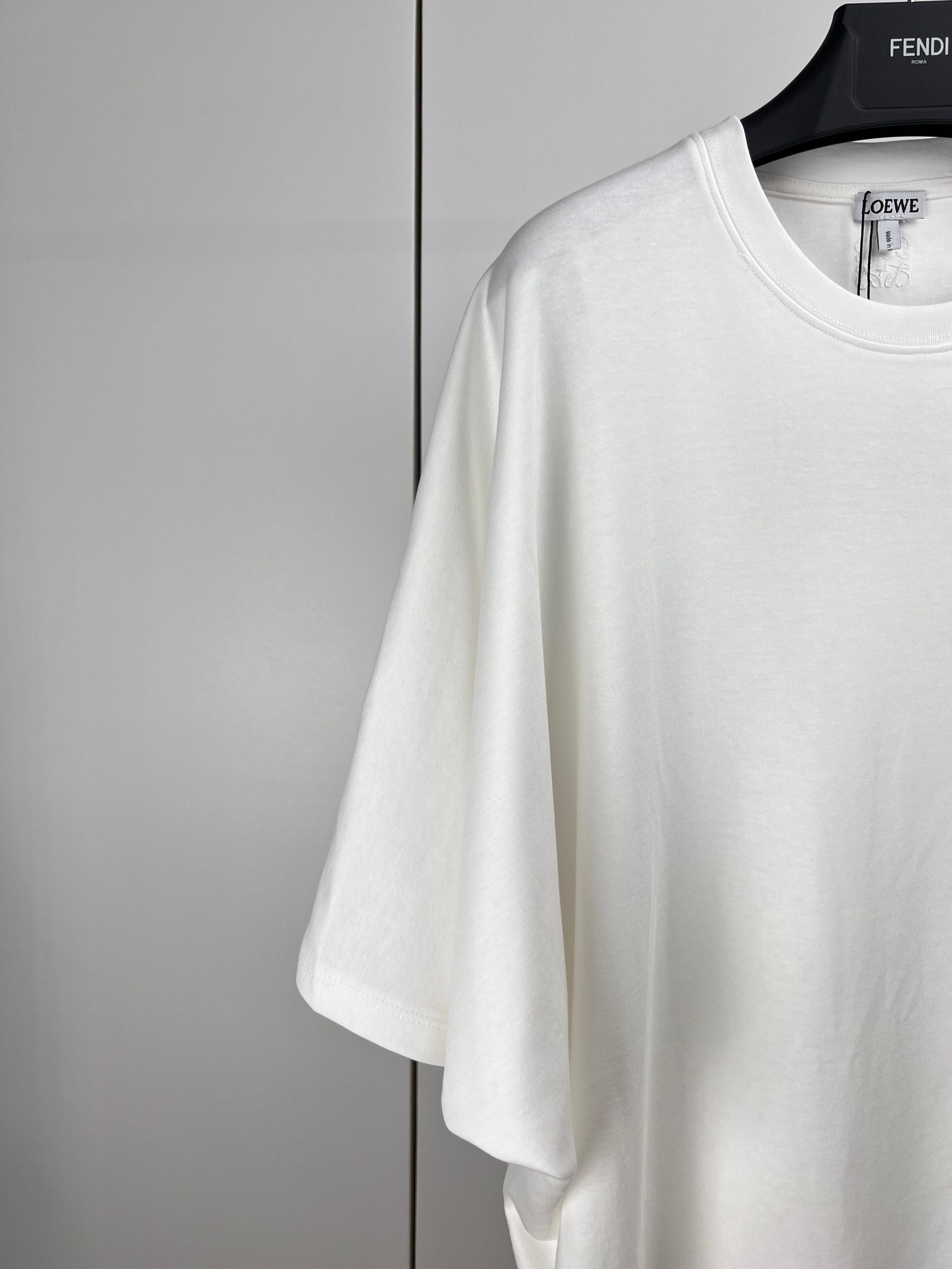 LOEWE T-shirt (S540Y22X60-2100）