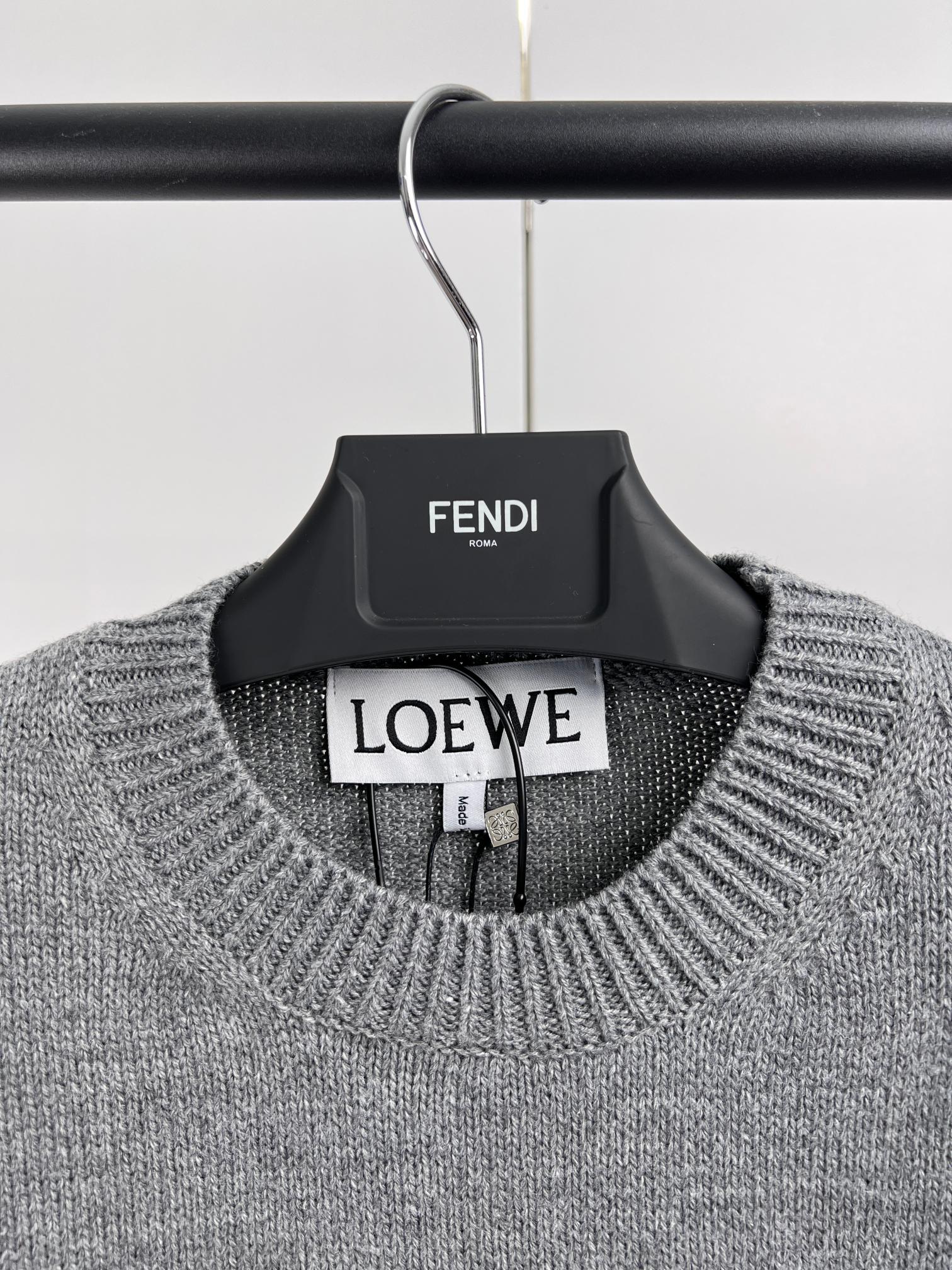 LOEWE Sweater (Wool) Grey  (H526Y14KH1-1120）