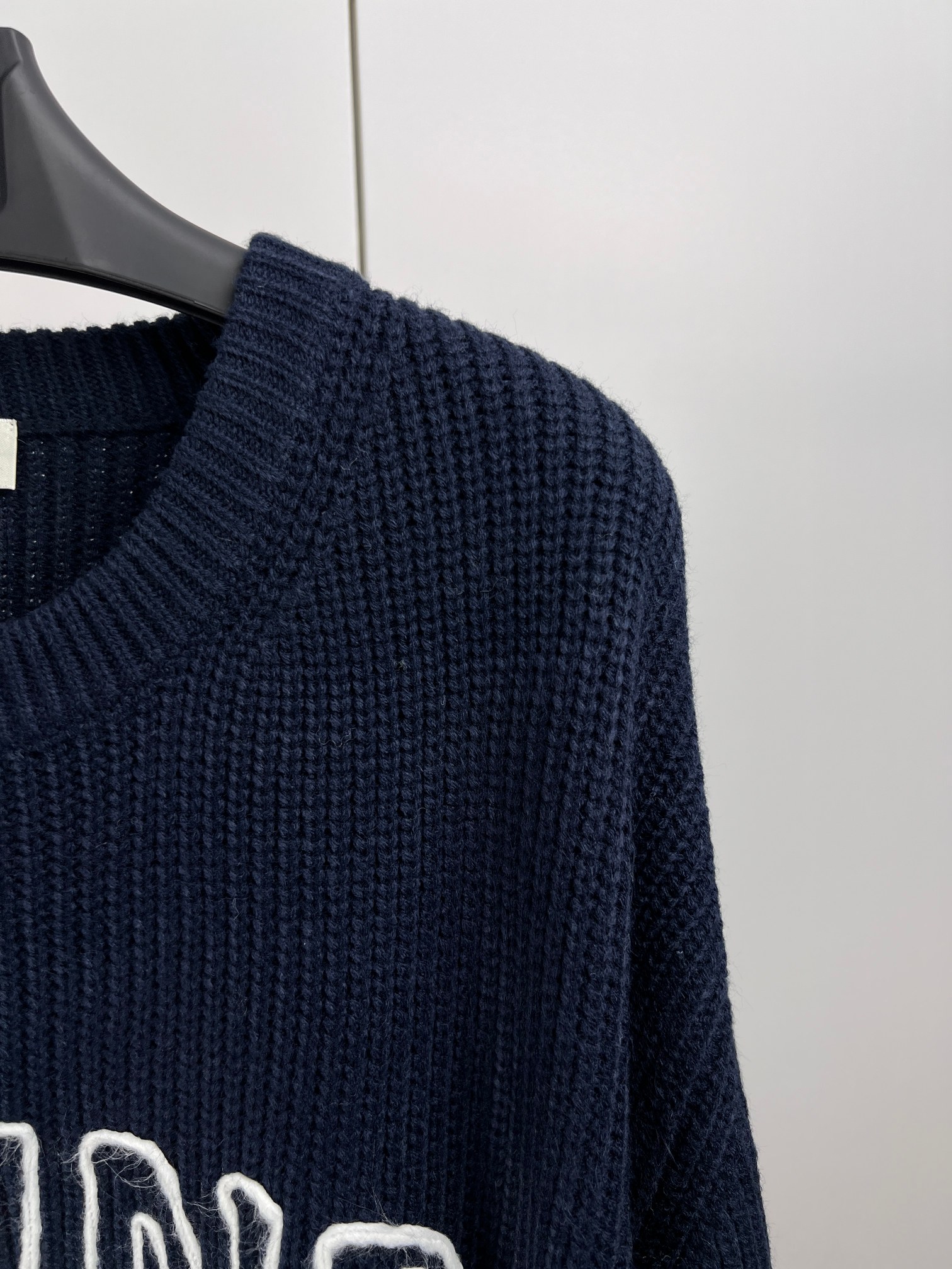 CELINE OVERSIZED SWEATER IN RIBBED WOOL - NAVY (2AW9A311Y-07MR）