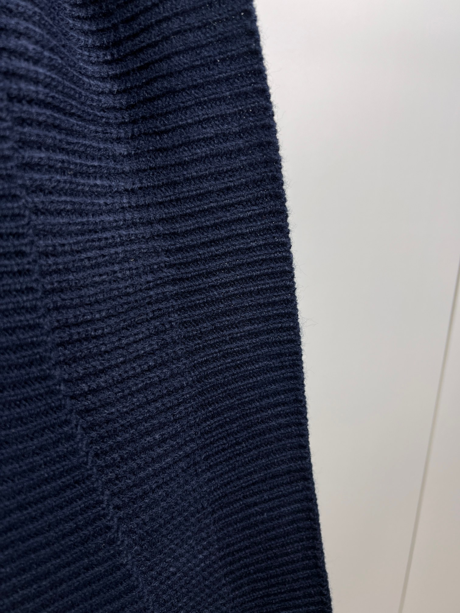 CELINE OVERSIZED SWEATER IN RIBBED WOOL - NAVY (2AW9A311Y-07MR）