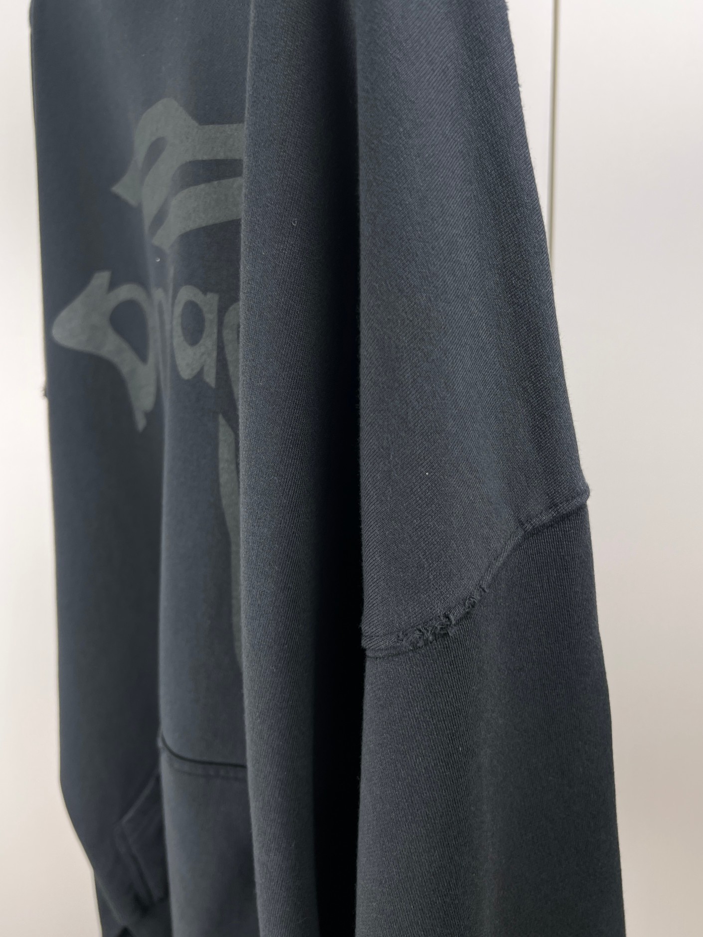 BALENCIAGA Men's 3B Liquified Hoodie Large Fit "Black/Gray" (803265TRVS91013）