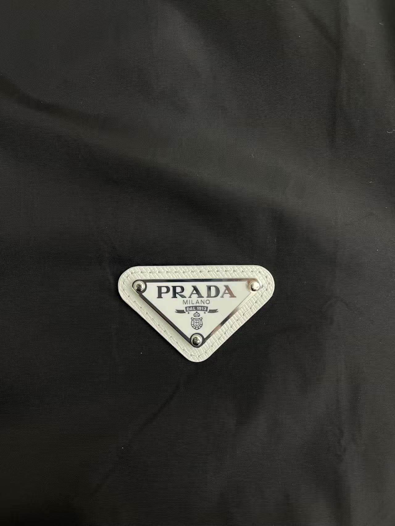 PRADA SGC832 Re-Nylon jacket（SGC832-1WQ9-F0967-S-OOO）